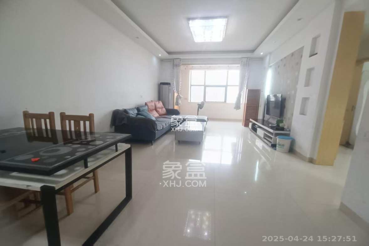 长盛岚庭  3室2厅1卫    1800.0元/月 长盛岚庭  3室2厅1卫    1800.0元/月室内图