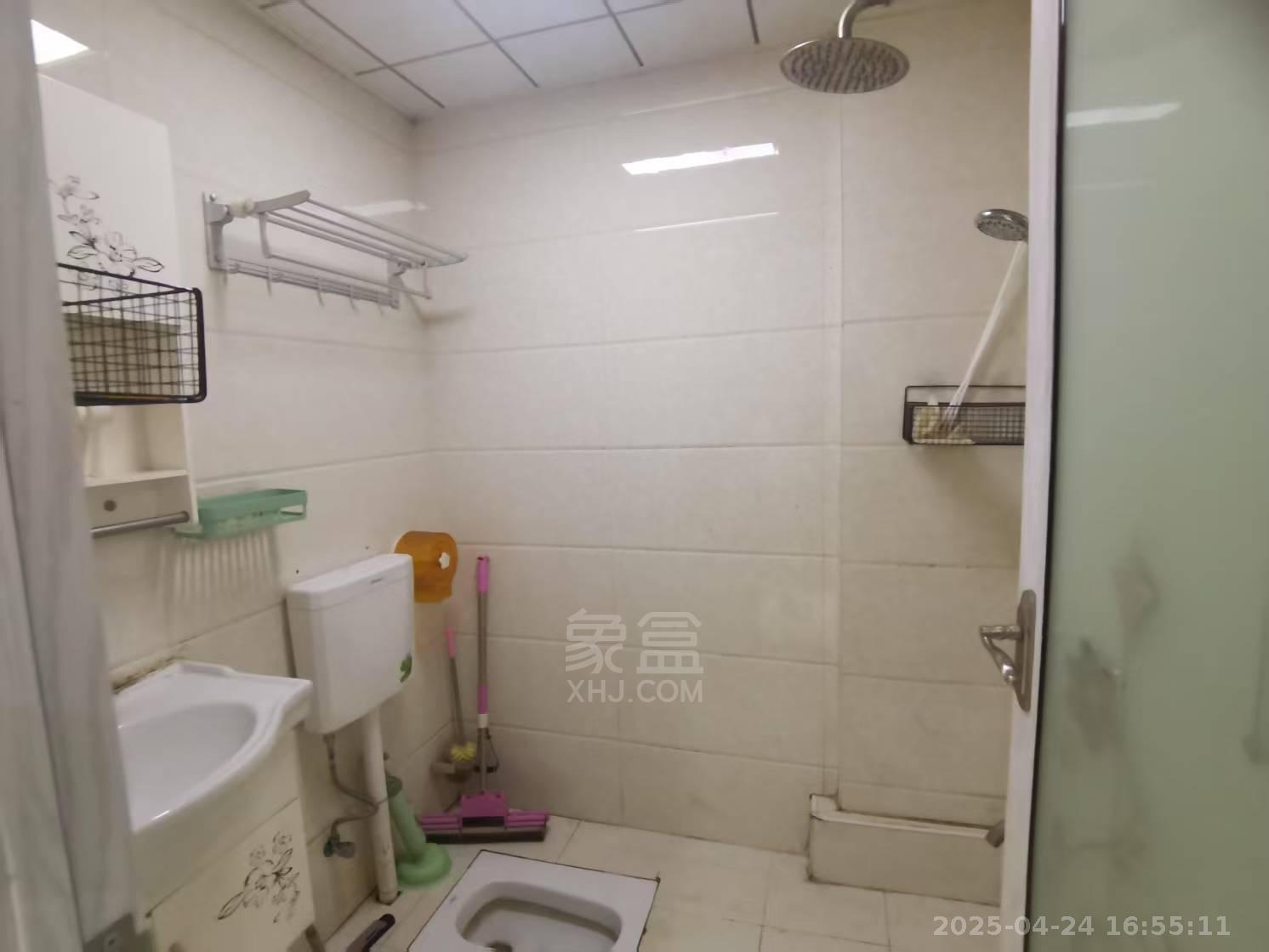 中建御山和苑  1室1厅1卫   1200.00元/月室内图