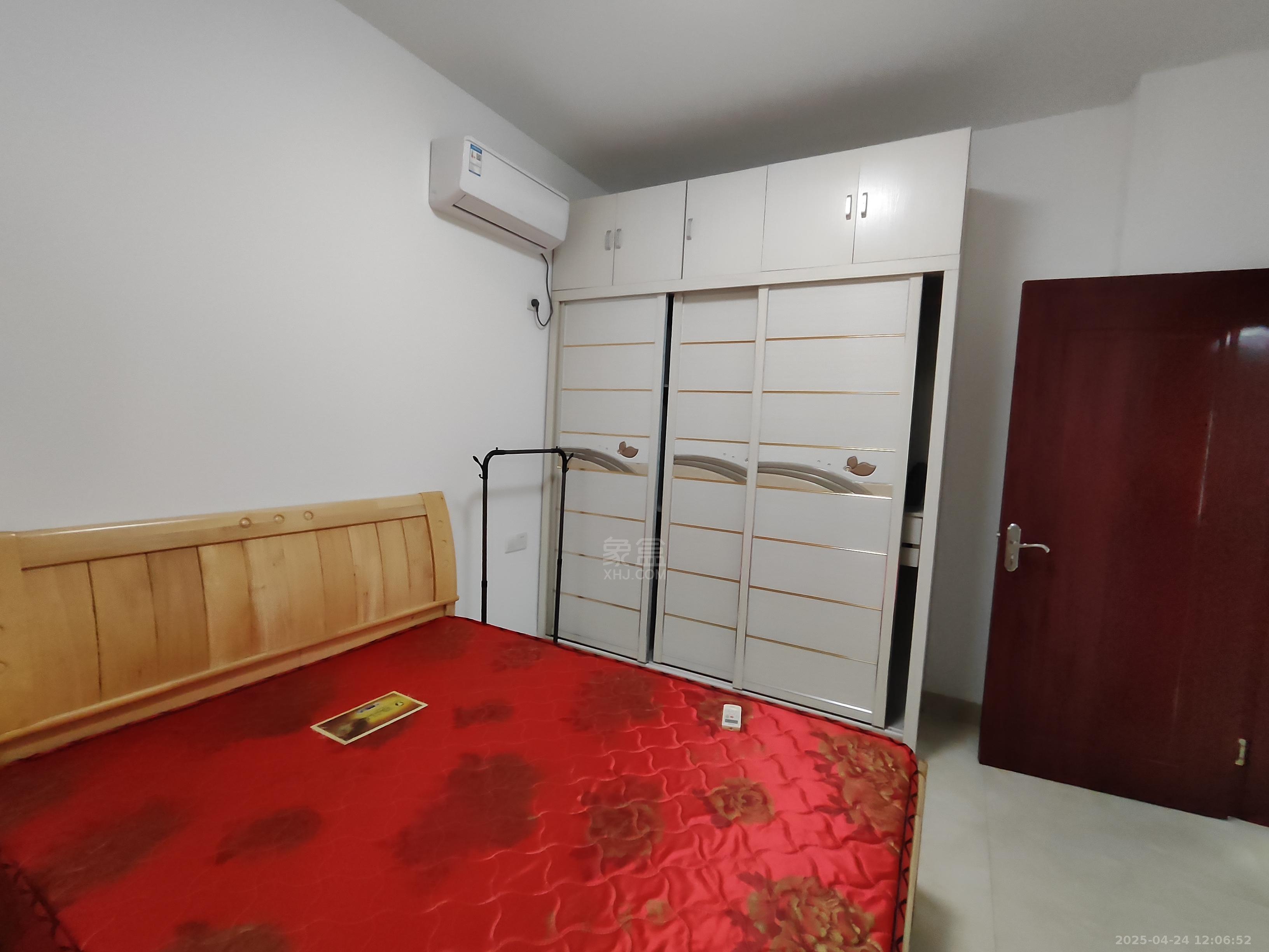 康馨佳园 2室2厅1卫 1800.0元/月 康馨佳园 2室2厅1卫 1800.0元/月室内图