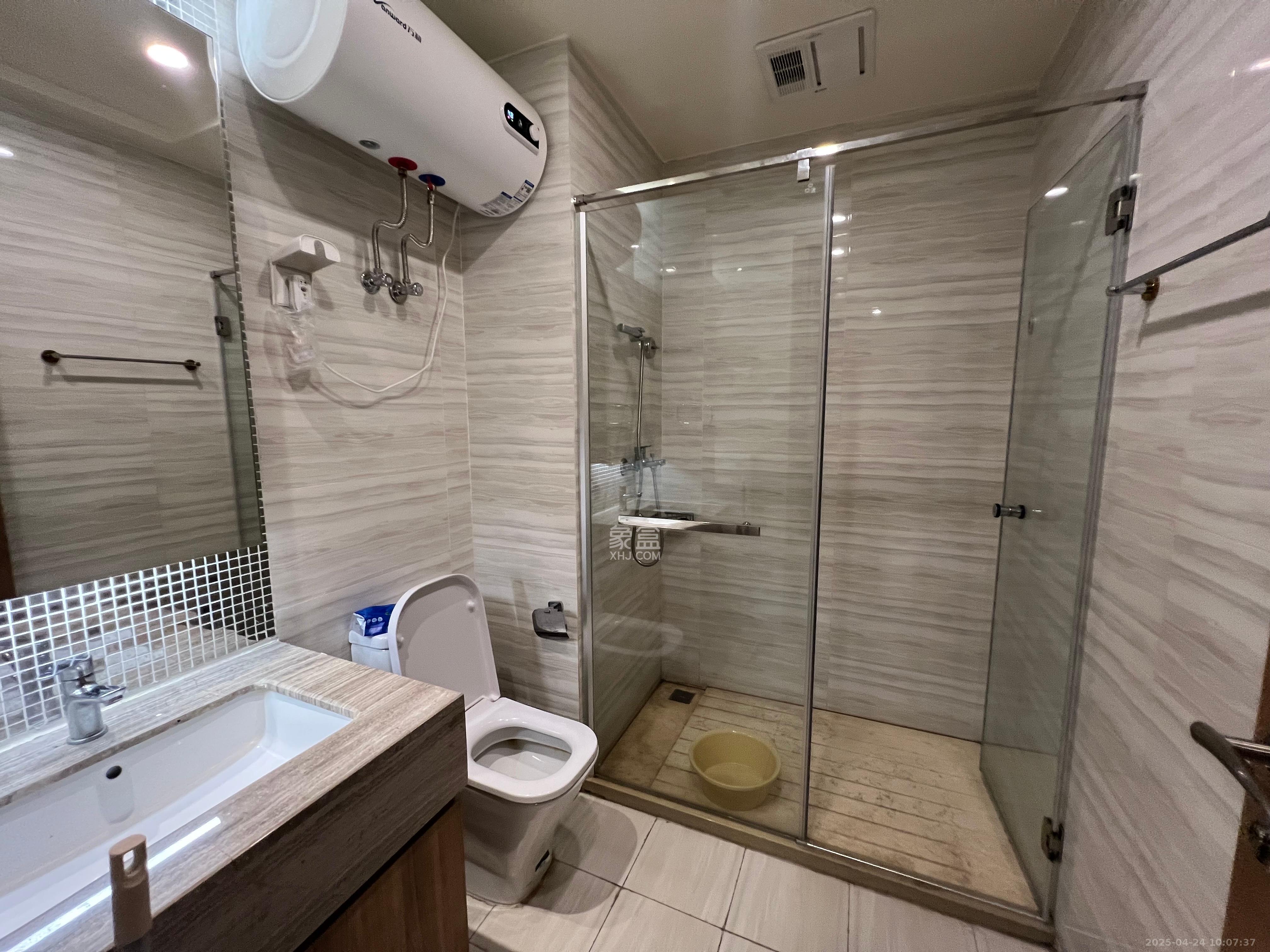 恒大清澜苑（恒大御景半岛四期）  1室1厅1卫    2200.0元/月室内图