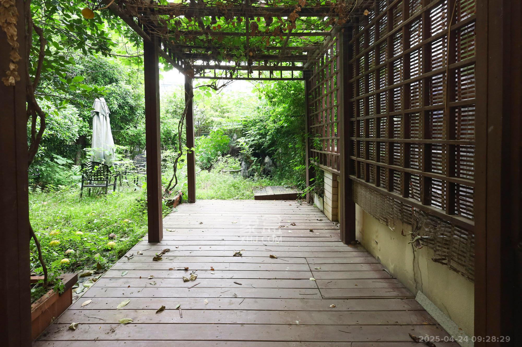 万业巴厘岛 1室0厅0卫 450.0万 万业巴厘岛 1室0厅0卫 450.0万其他