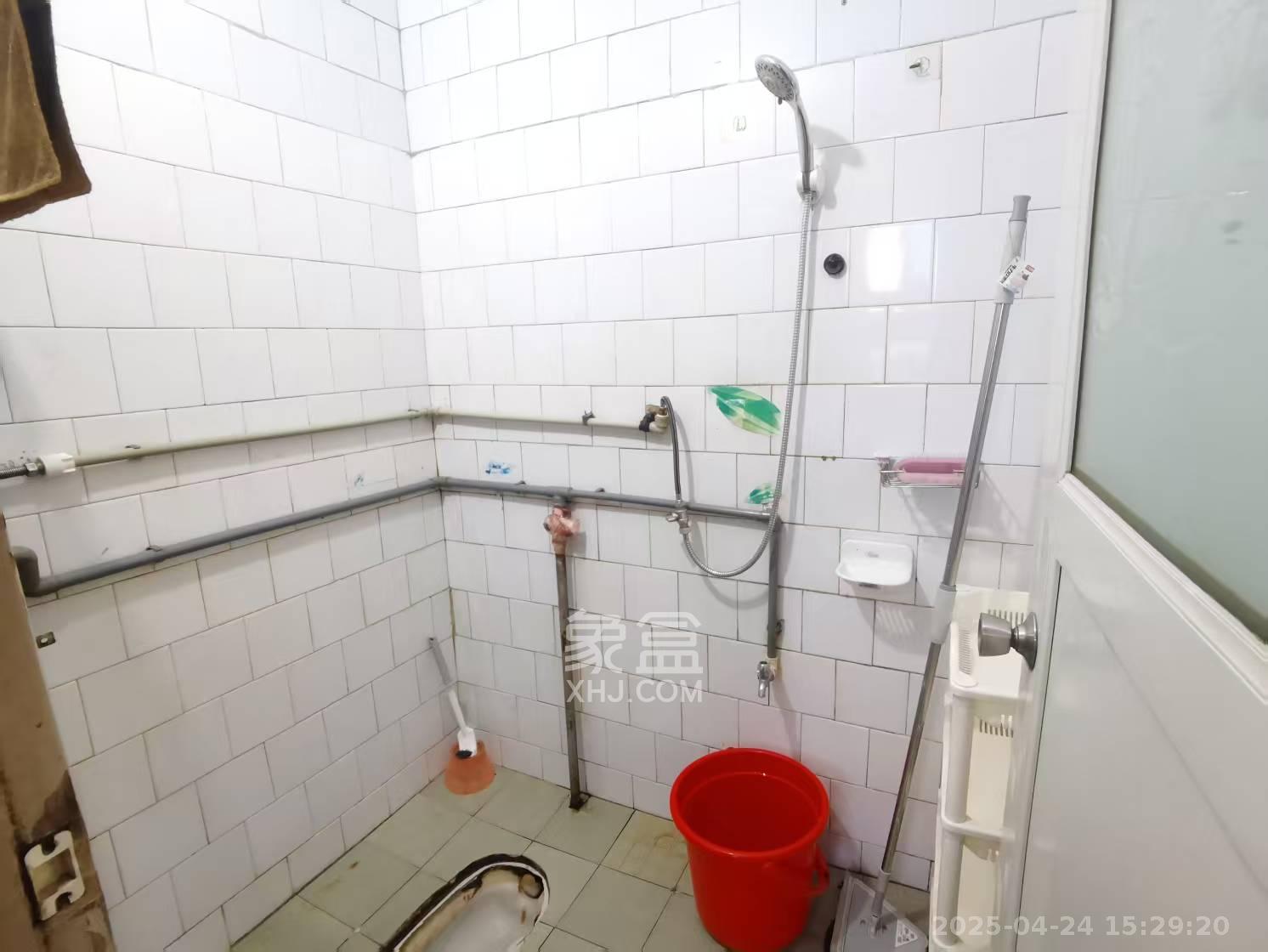 中建五局信和苑一区  2室2厅1卫   1200.00元/月室内图