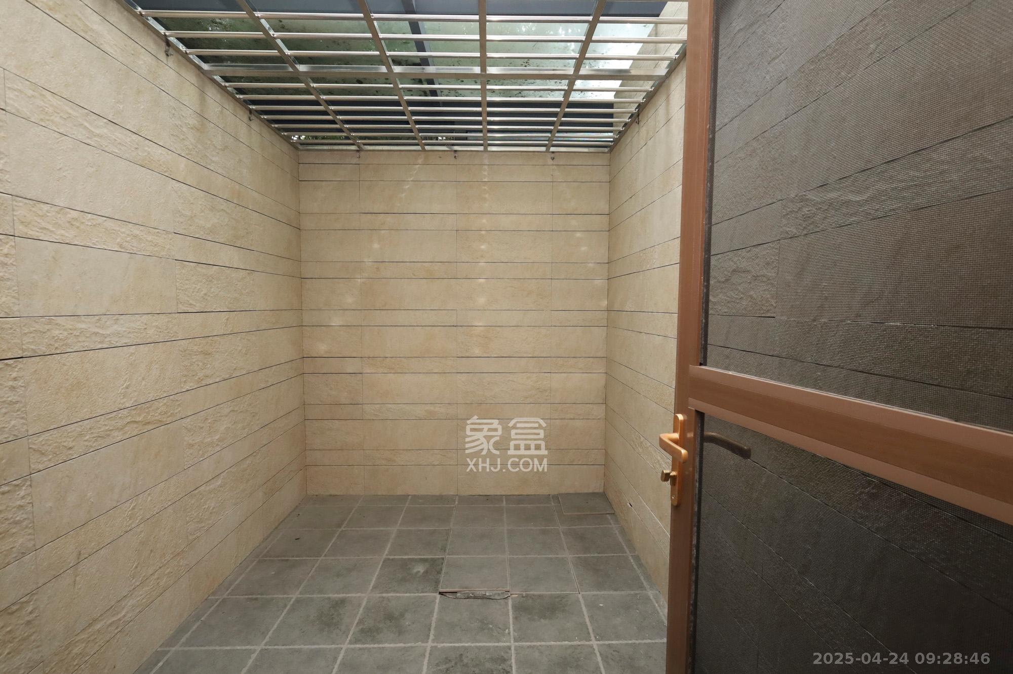 万业巴厘岛 1室0厅0卫 450.0万 万业巴厘岛 1室0厅0卫 450.0万其他