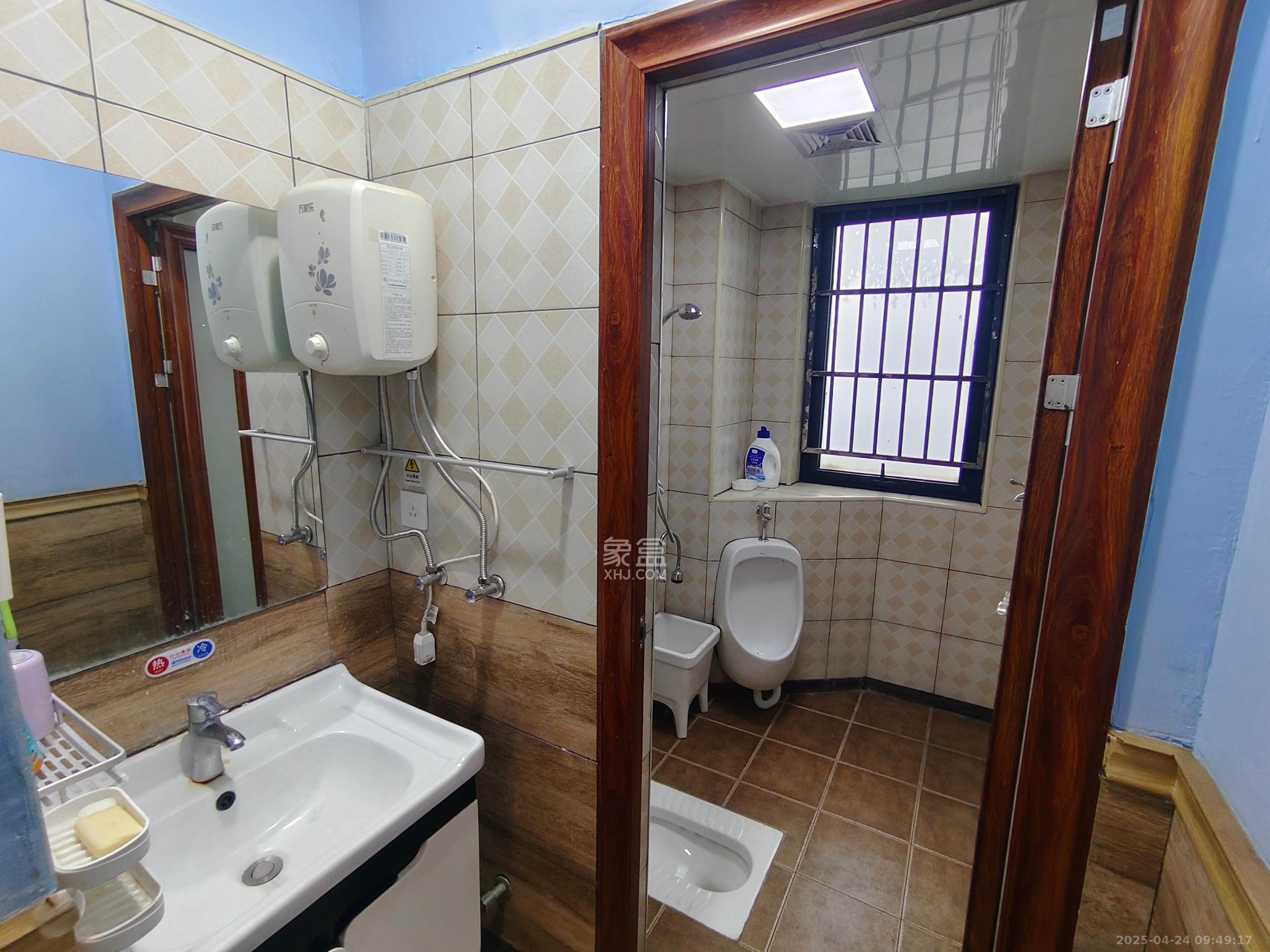 北京御园一二期(国泰嘉园)  4室2厅2卫    3500.0元/月 北京御园一二期(国泰嘉园)  4室2厅2卫    3500.0元/月室内图