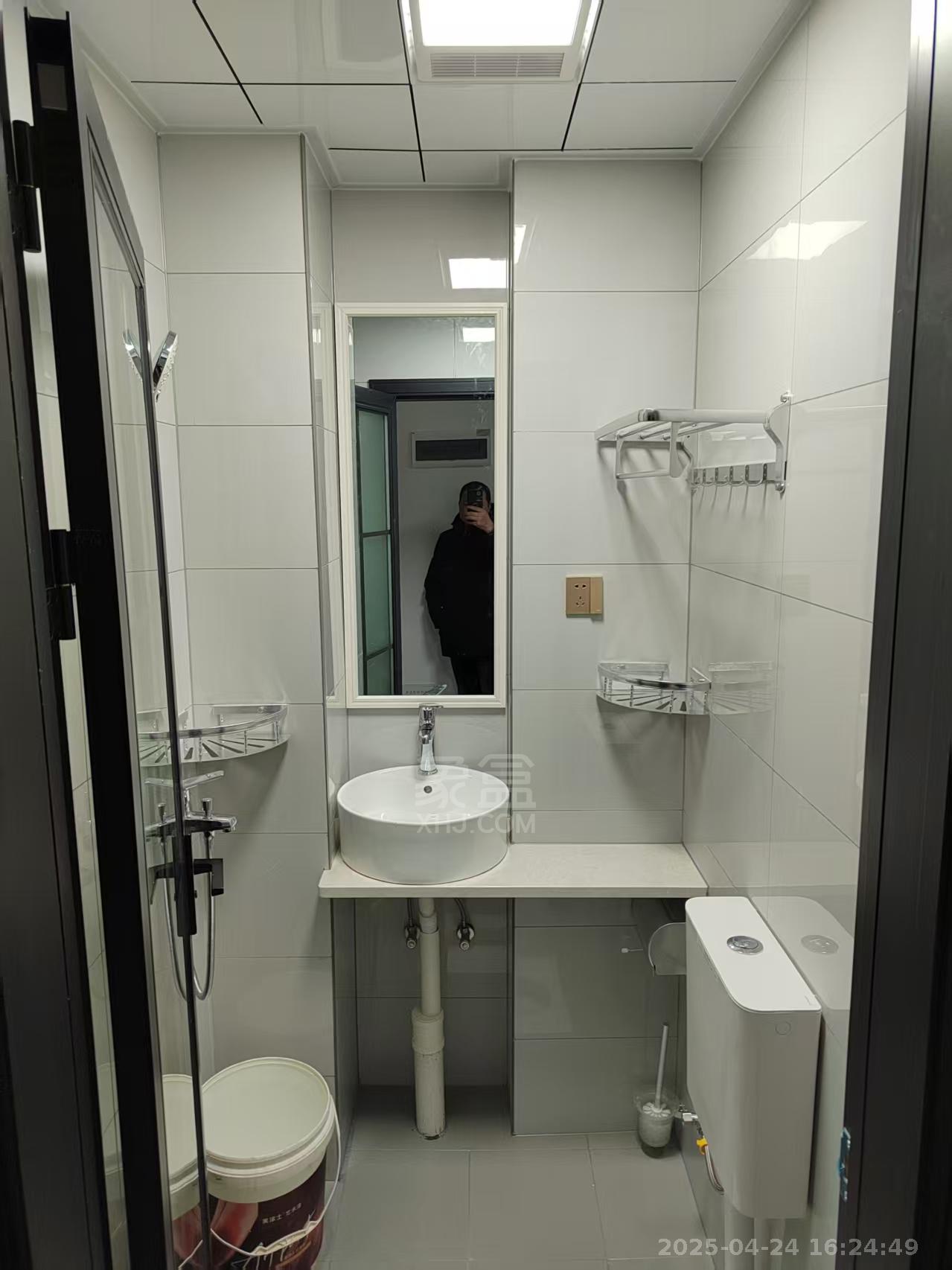 和顺天河广场（型格广场）  1室1厅1卫   1200.00元/月室内图