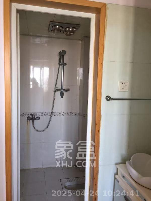 香麓丽舍  1室1厅1卫   1700.00元/月室内图