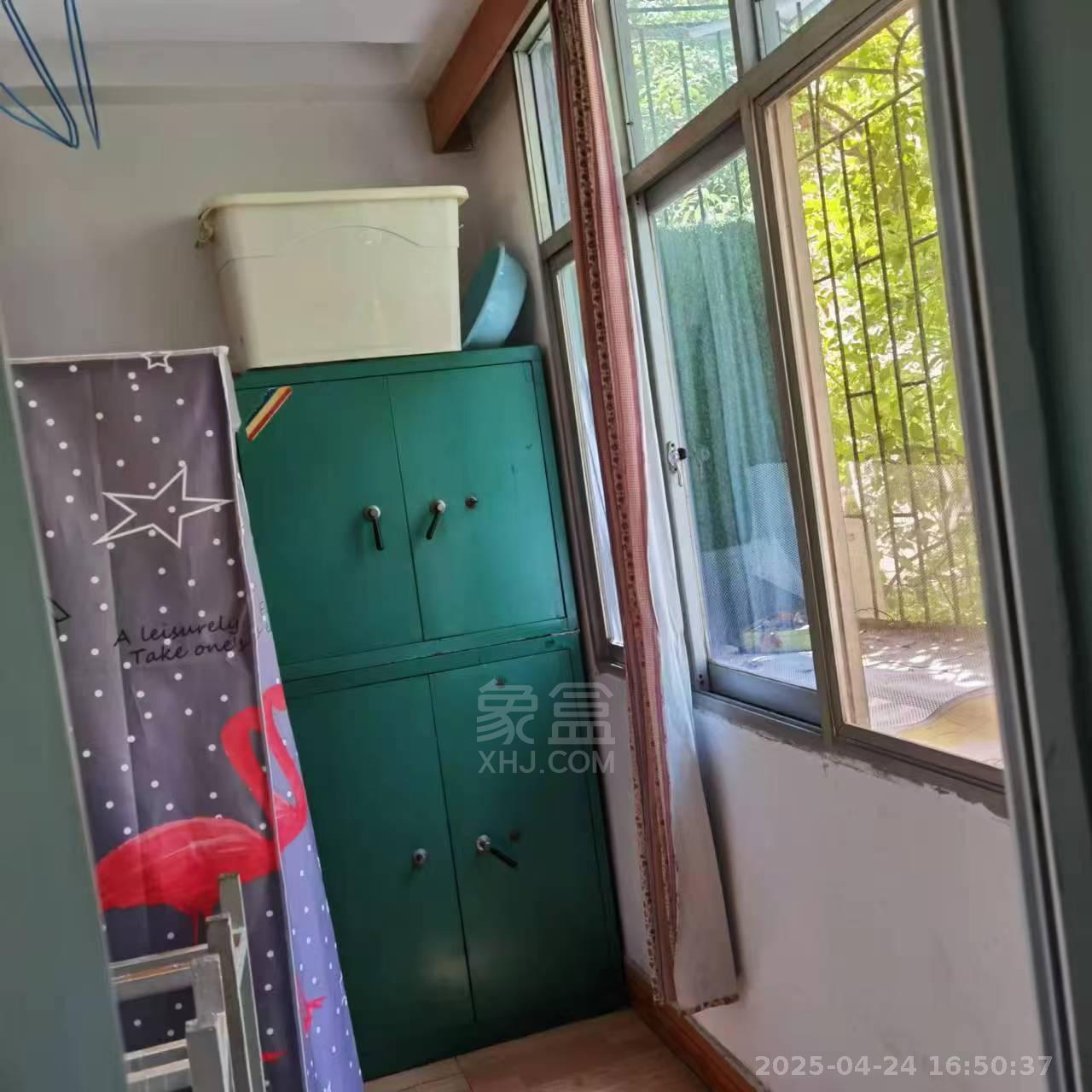 铁路小区 2室2厅1卫 1200.0元/月 铁路小区 2室2厅1卫 1200.0元/月室内图