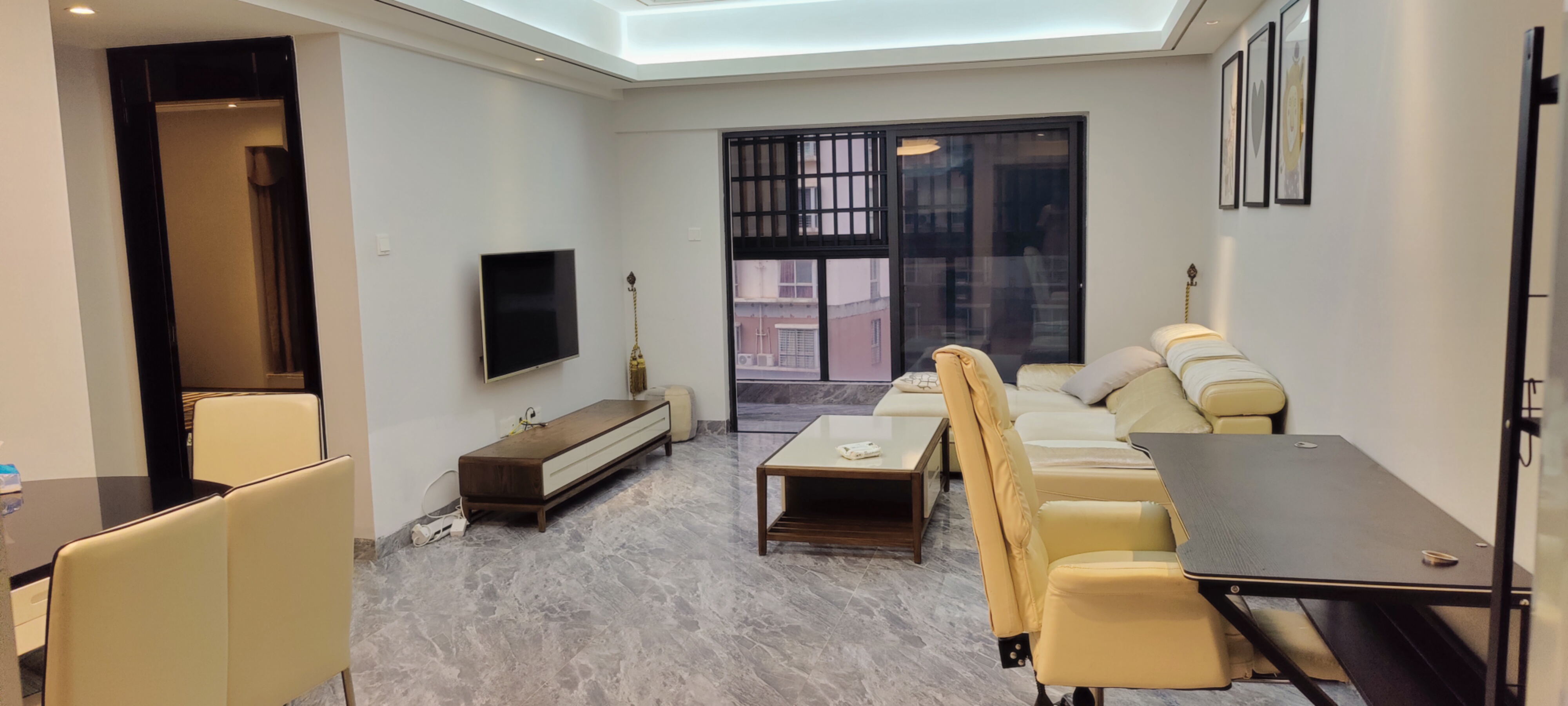 宇建国贸城 2室2厅1卫 129.0万 宇建国贸城 2室2厅1卫 129.0万室内图