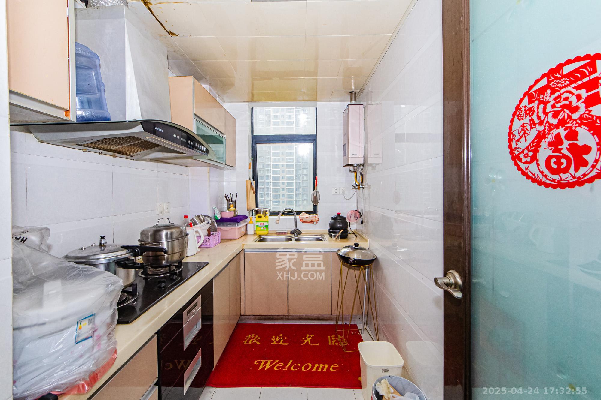 湘江世纪城星江苑 3室2厅2卫 98.0万 湘江世纪城星江苑 3室2厅2卫 98.0万厨房