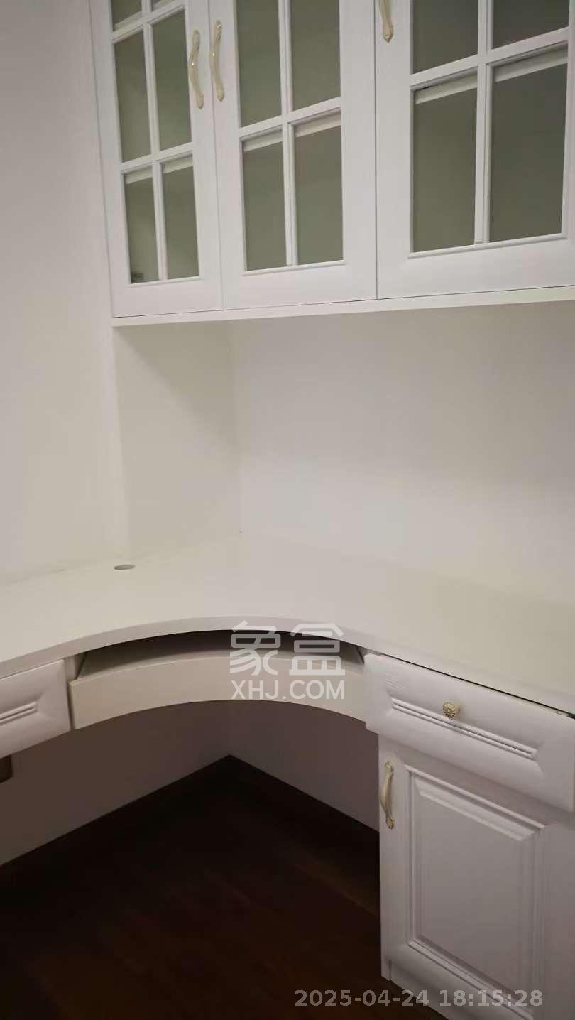 香樟兰亭(朗峰苑) 3室2厅1卫 3200.0元/月 香樟兰亭(朗峰苑) 3室2厅1卫 3200.0元/月室内图