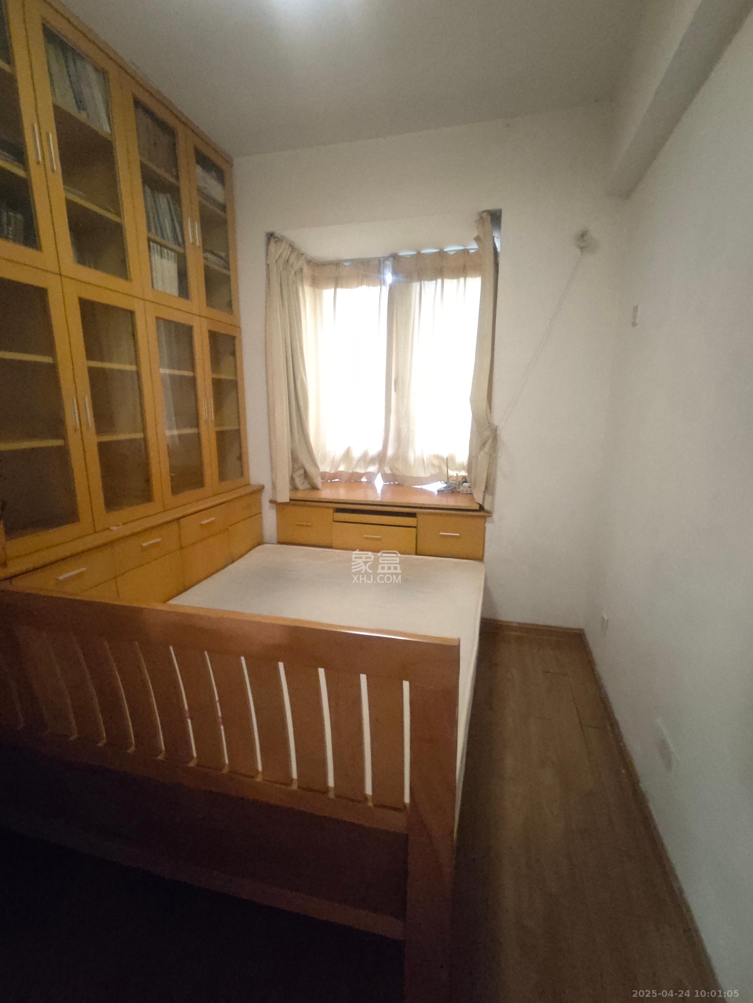 地质家园一、二期(地泰人民公馆)  1室0厅0卫    3600.0元/月 地质家园一、二期(地泰人民公馆)  1室0厅0卫    3600.0元/月室内图