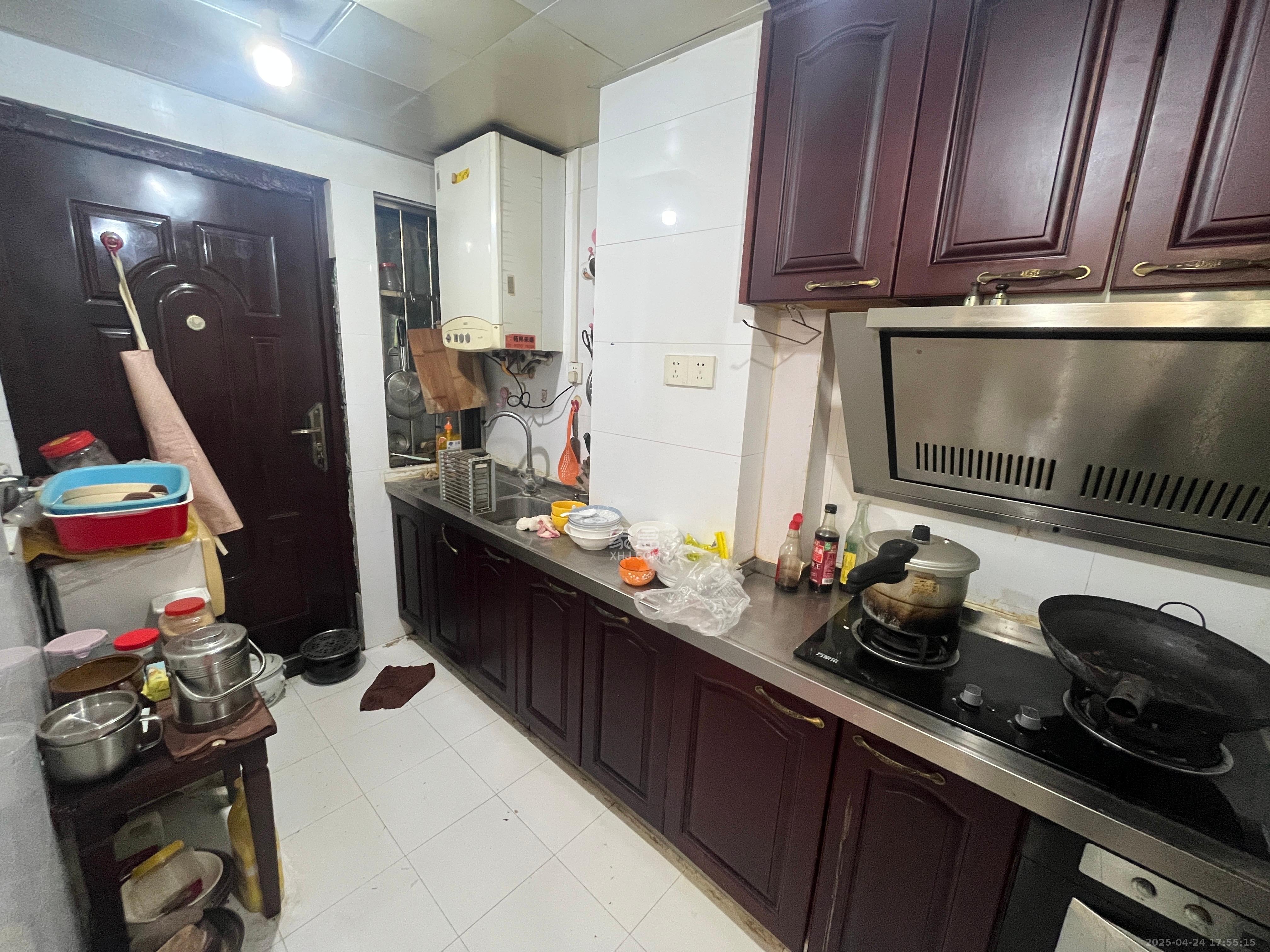 美林银谷 3室2厅2卫 2900.0元/月 美林银谷 3室2厅2卫 2900.0元/月室内图