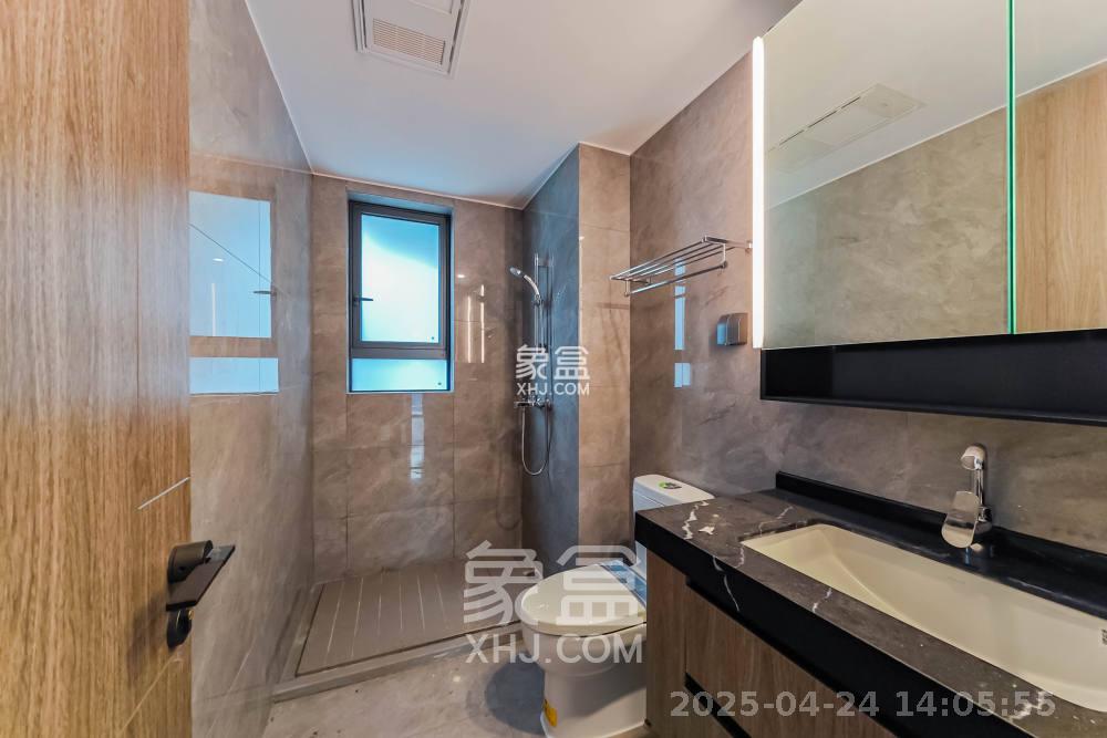 轨道万科悦府  3室2厅1卫    3300.0元/月 轨道万科悦府  3室2厅1卫    3300.0元/月