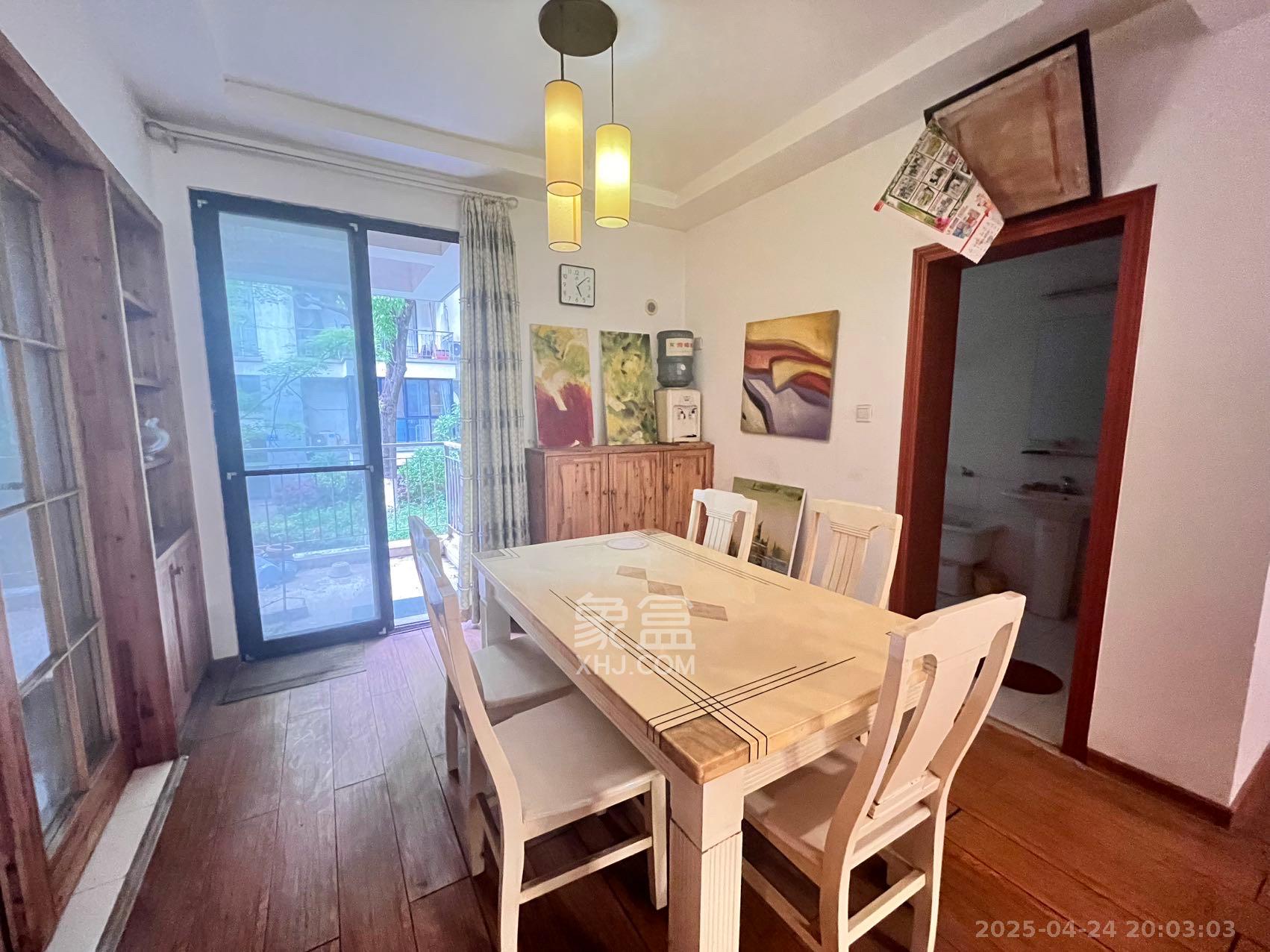 西街花园 3室2厅2卫 3000.0元/月 西街花园 3室2厅2卫 3000.0元/月室内图