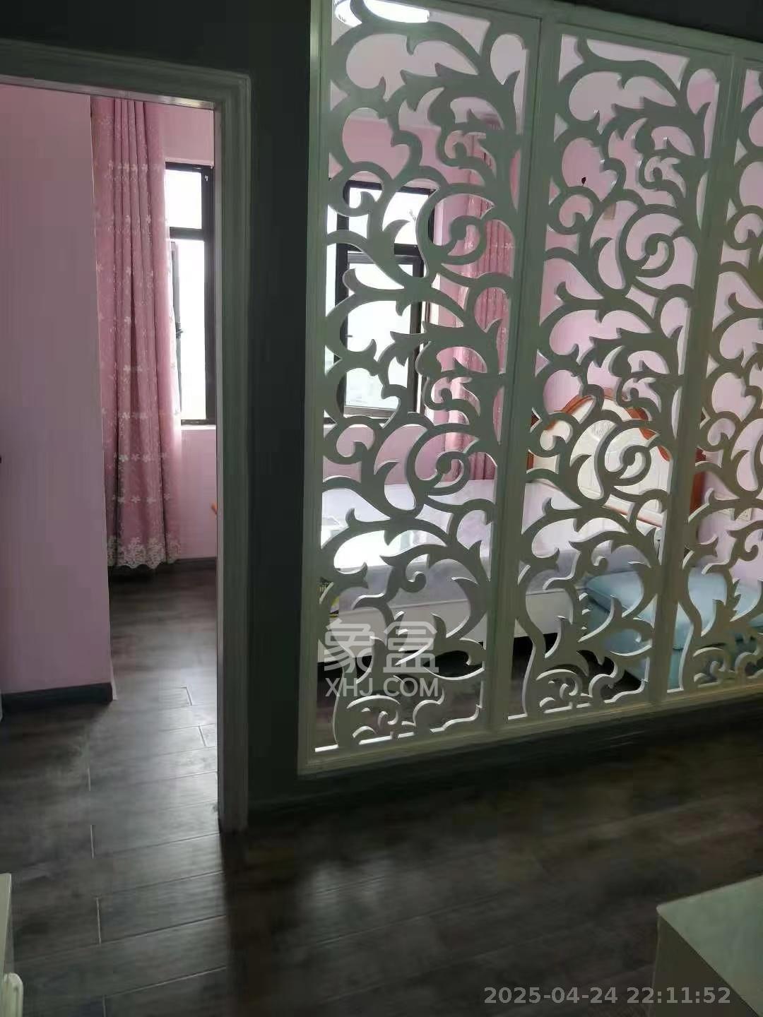 乾源国际  1室1厅1卫    1350.0元/月室内图