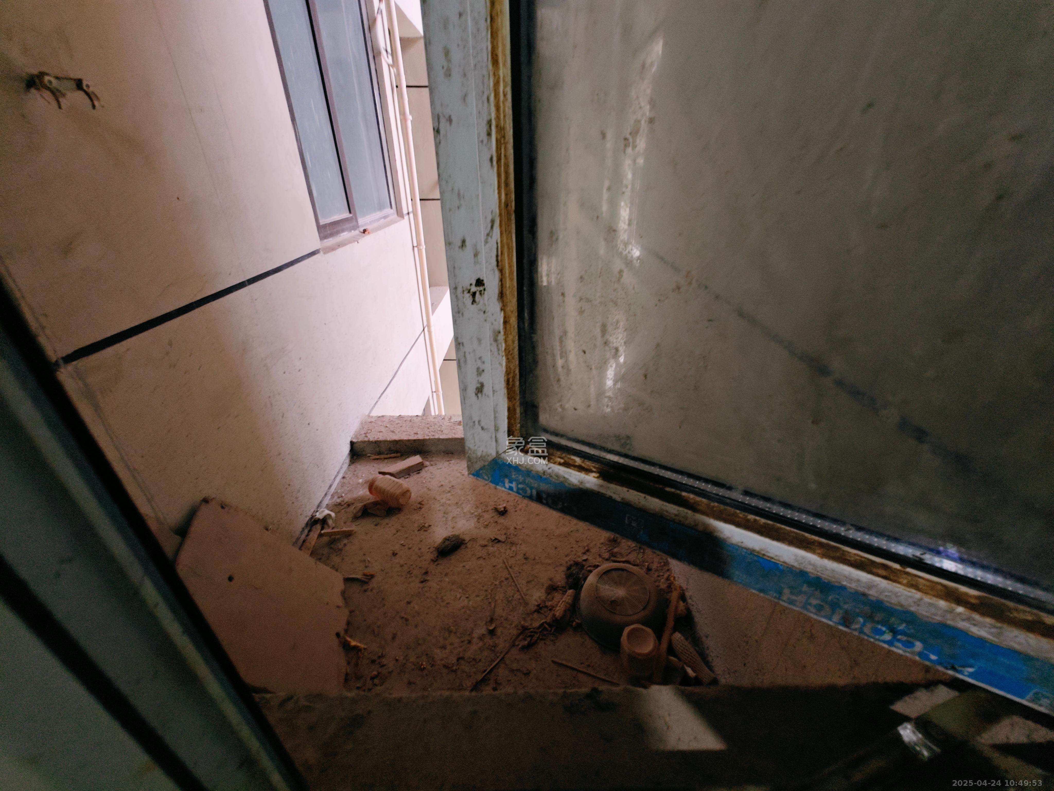 克拉美丽山庄(晟领国际)  3室2厅2卫    1000.0元/月 克拉美丽山庄(晟领国际)  3室2厅2卫    1000.0元/月室内图