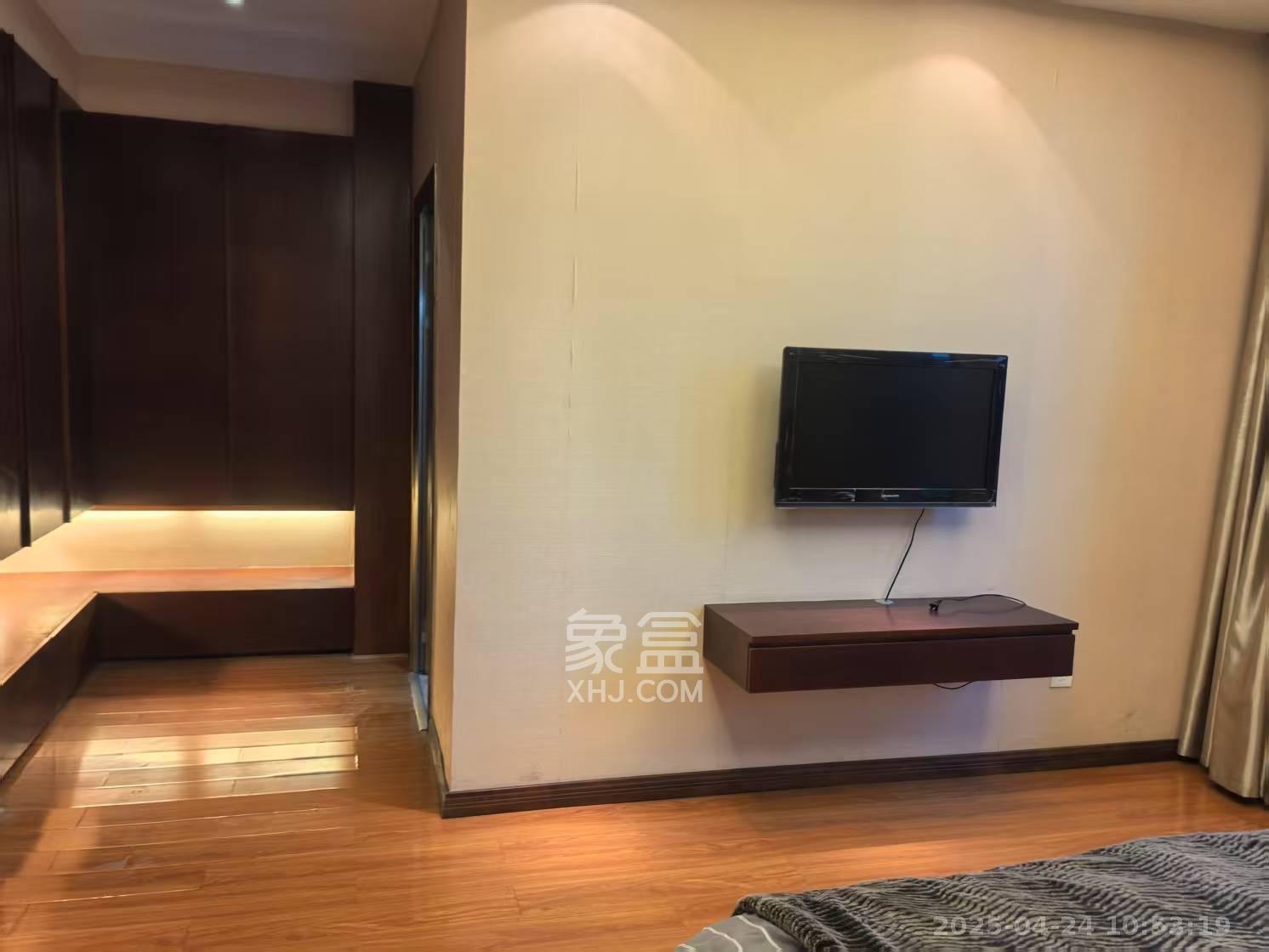 中隆国际御玺 4室2厅3卫 4200.0元/月 中隆国际御玺 4室2厅3卫 4200.0元/月室内图