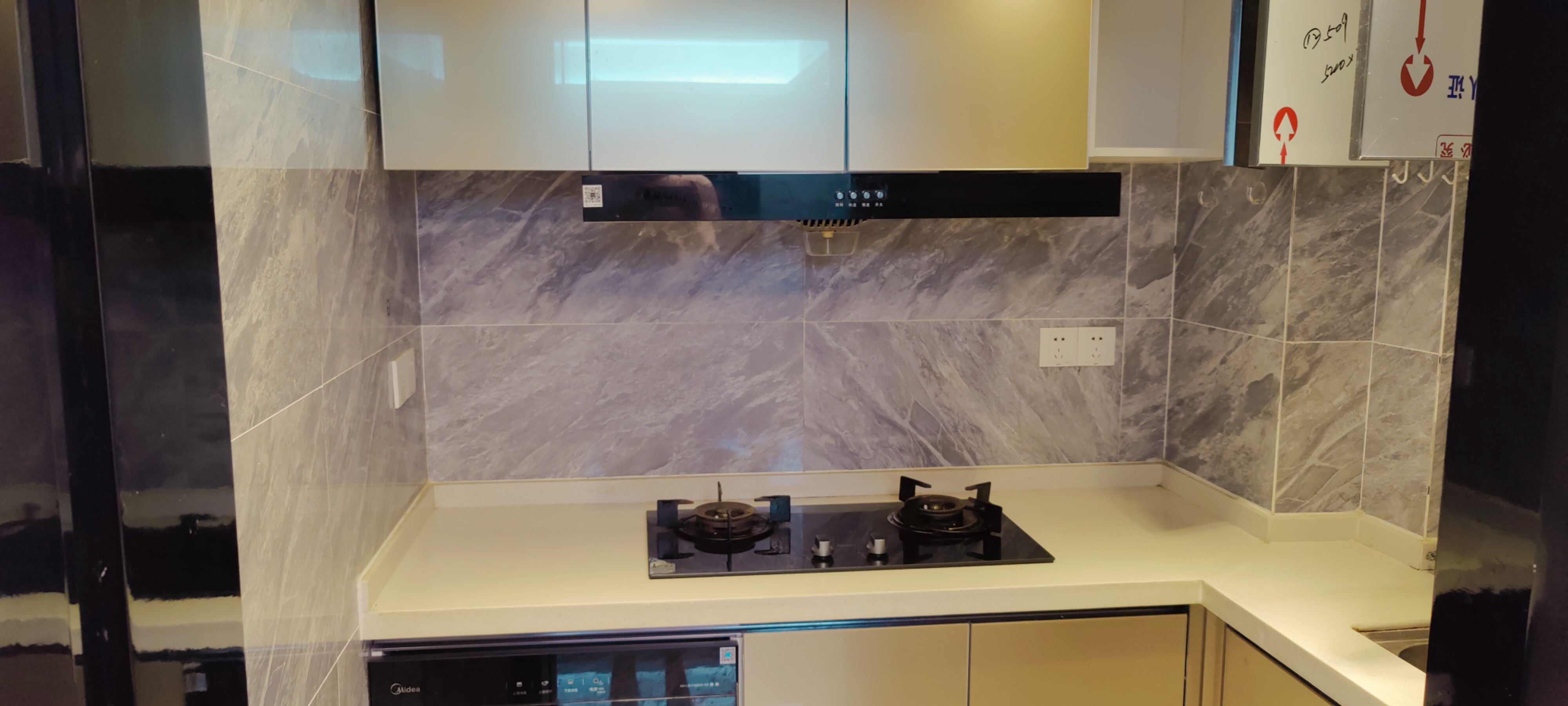 宇建国贸城 2室2厅1卫 129.0万 宇建国贸城 2室2厅1卫 129.0万室内图