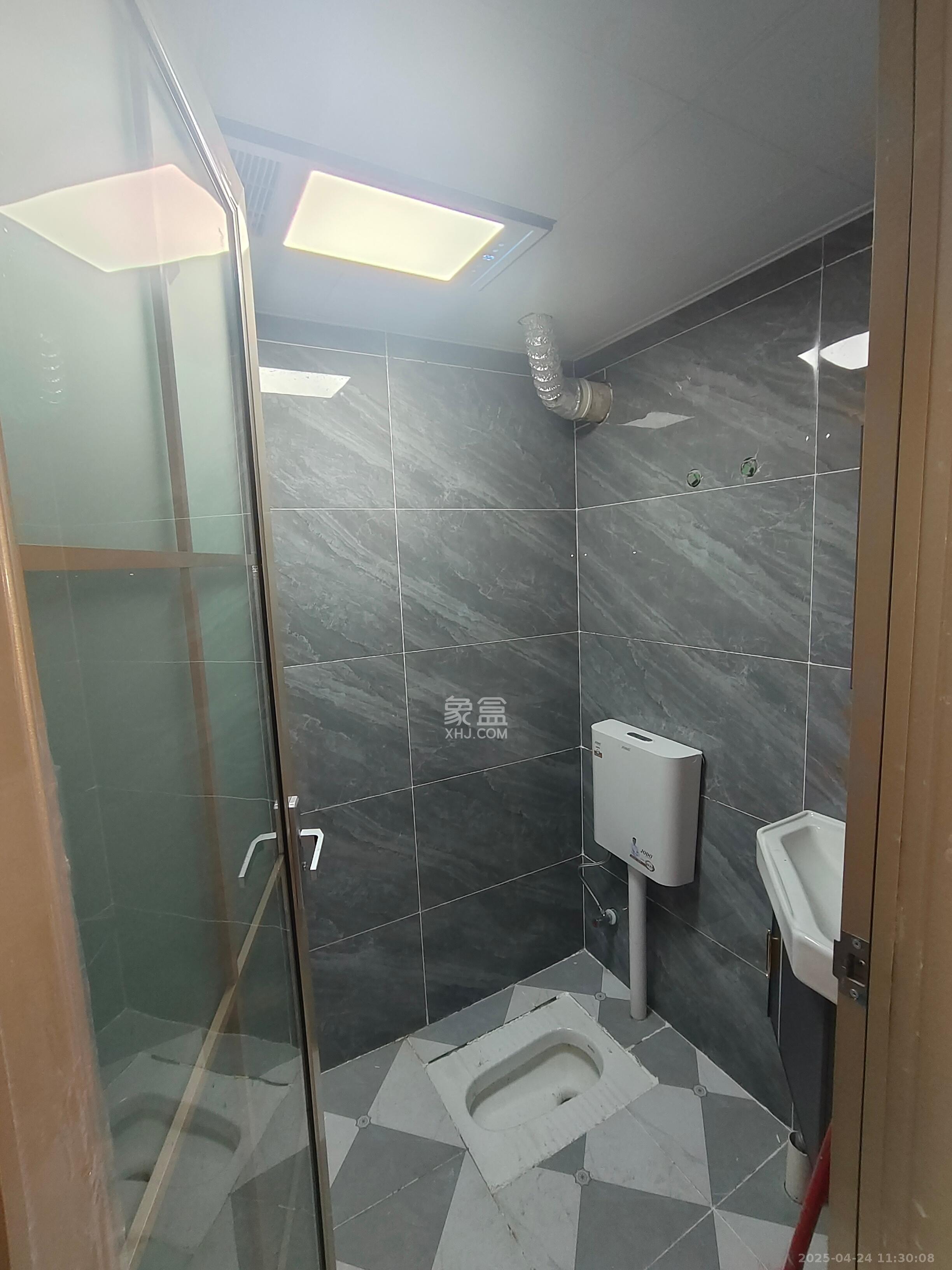 金地铂悦 1室1厅1卫 1700.0元/月 金地铂悦 1室1厅1卫 1700.0元/月室内图