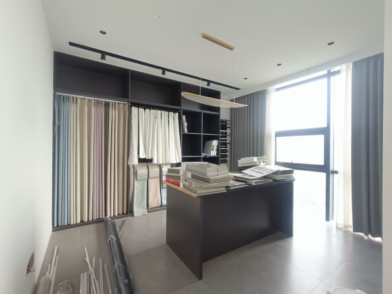 汇通国际  1室1厅1卫    1000.0元/月 汇通国际  1室1厅1卫    1000.0元/月室内图