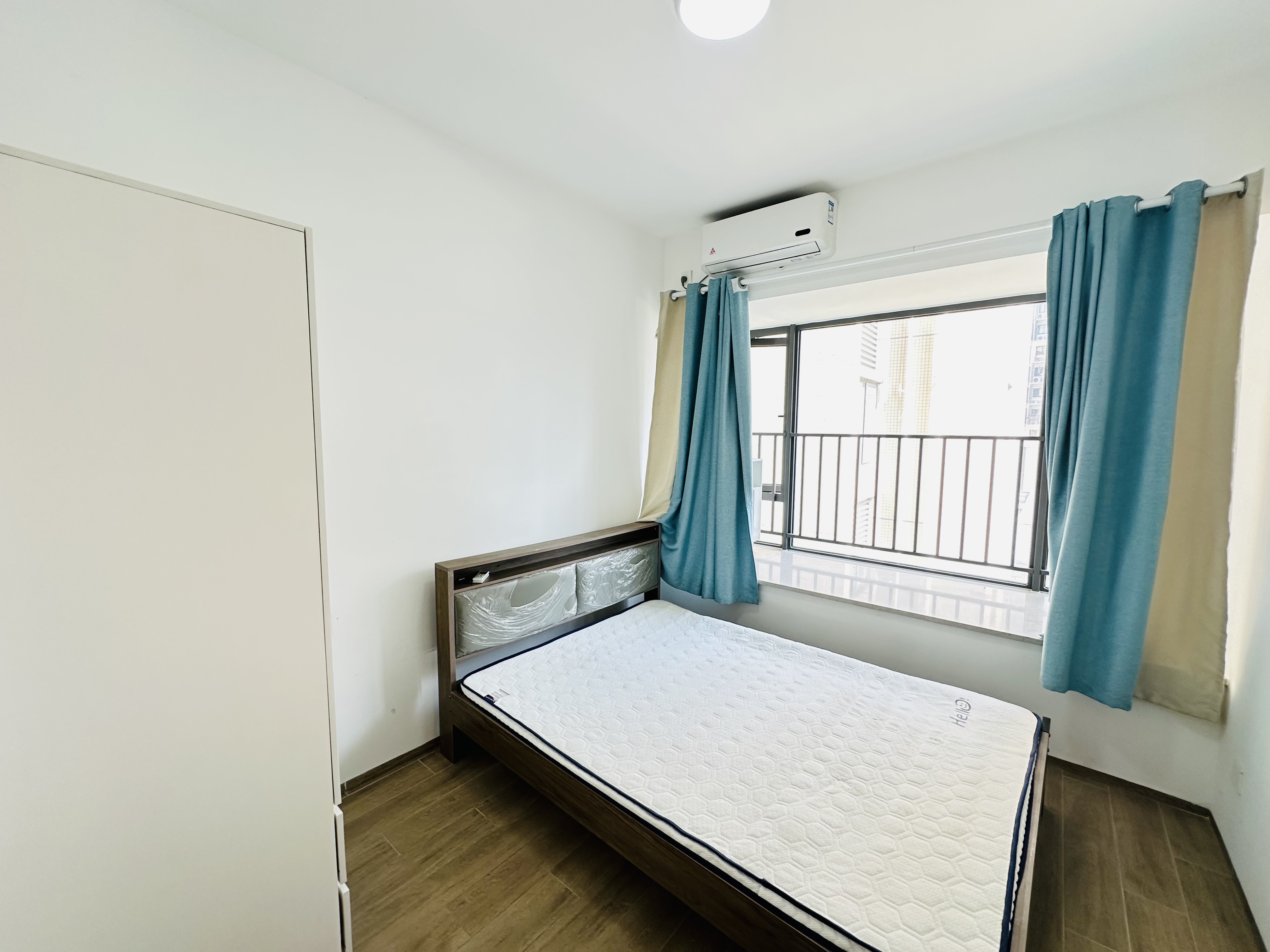 滨海丽景  3室2厅2卫   4300.00元/月室内图