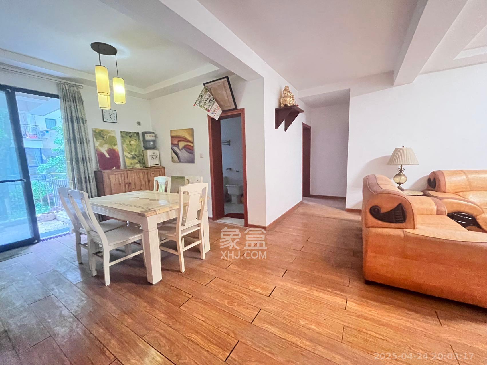 西街花园 3室2厅2卫 3000.0元/月 西街花园 3室2厅2卫 3000.0元/月室内图