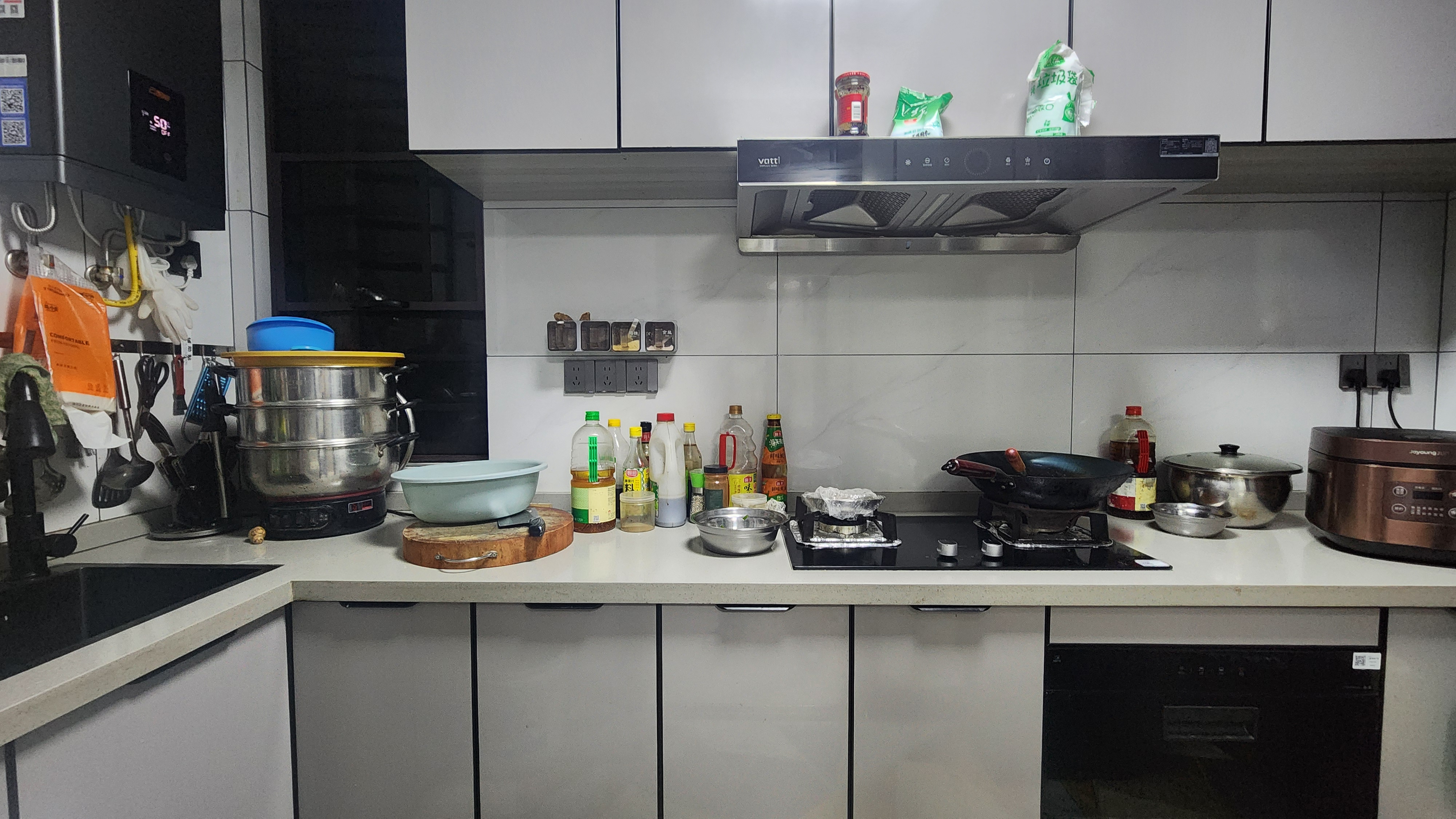 佳兆业.悦峰  3室2厅2卫   2400.00元/月室内图