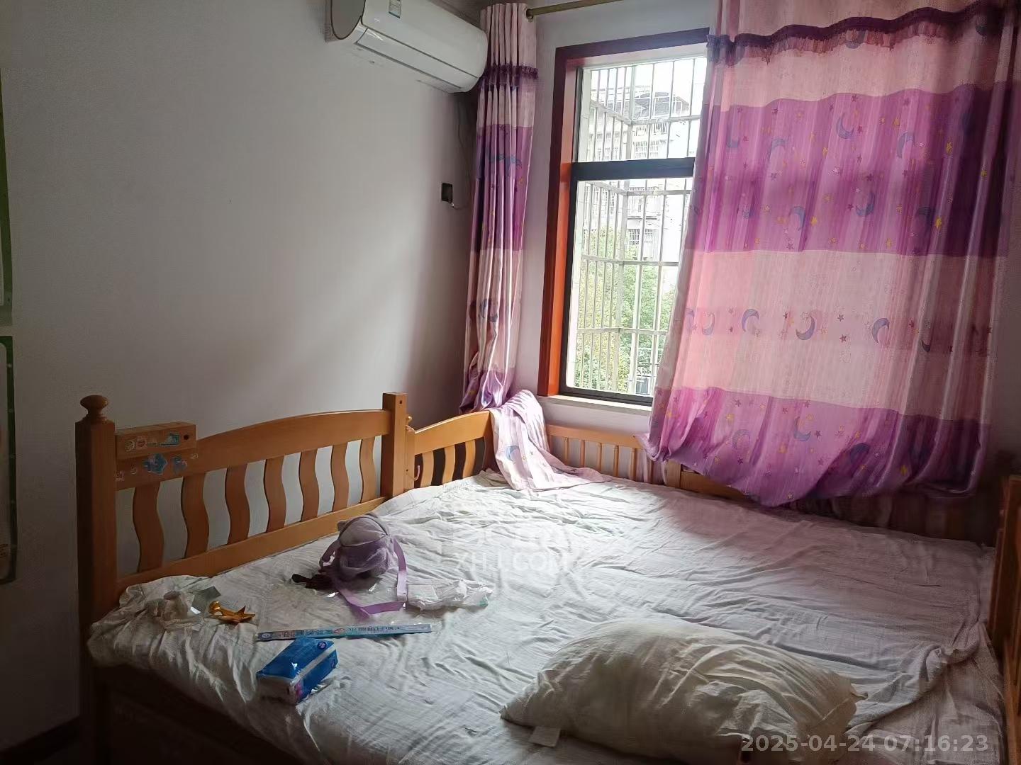 黄鹤小区3片 3室2厅2卫 2300.0元/月 黄鹤小区3片 3室2厅2卫 2300.0元/月室内图