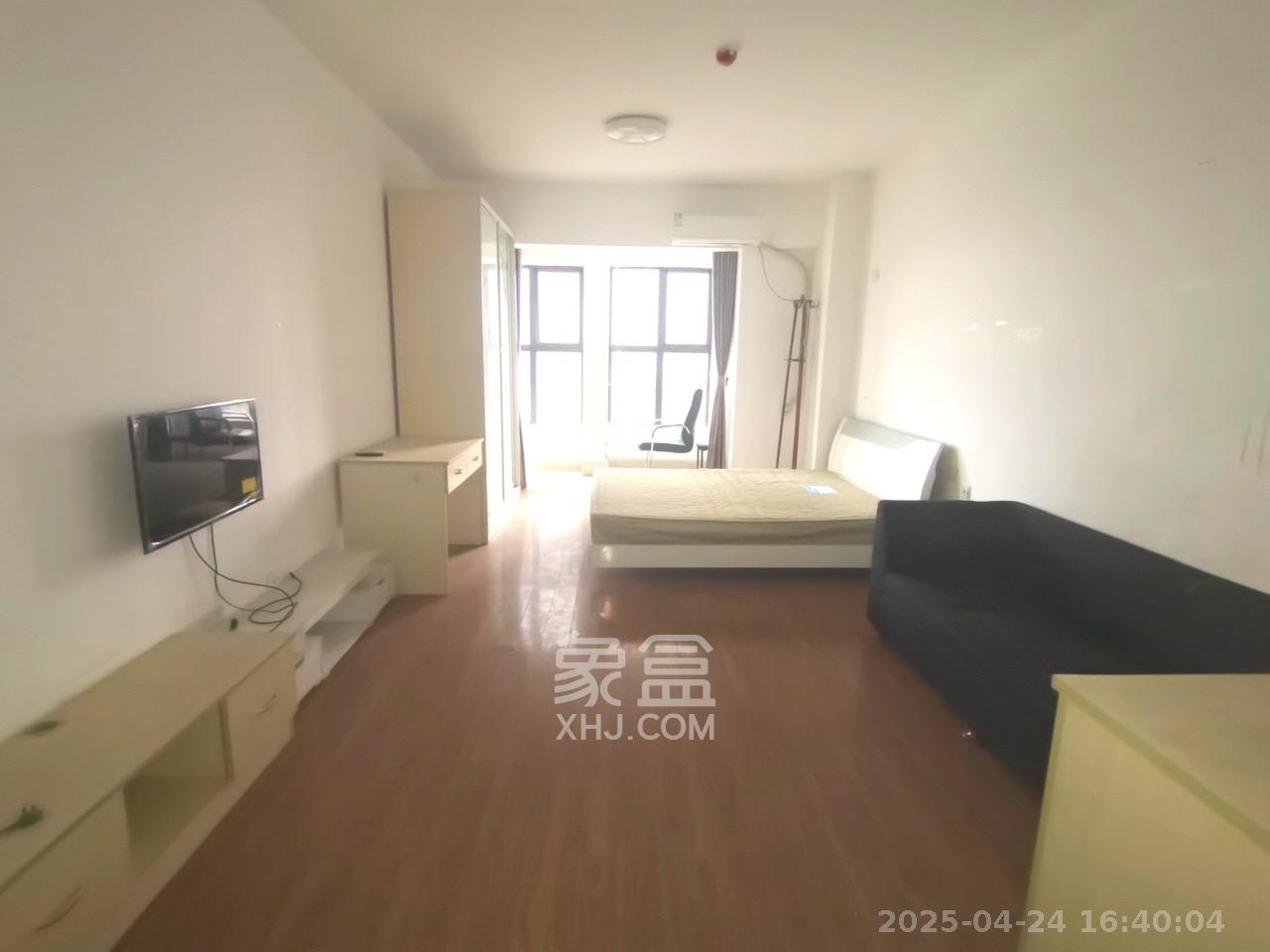 万科魅力之城  1室1厅1卫   1200.00元/月