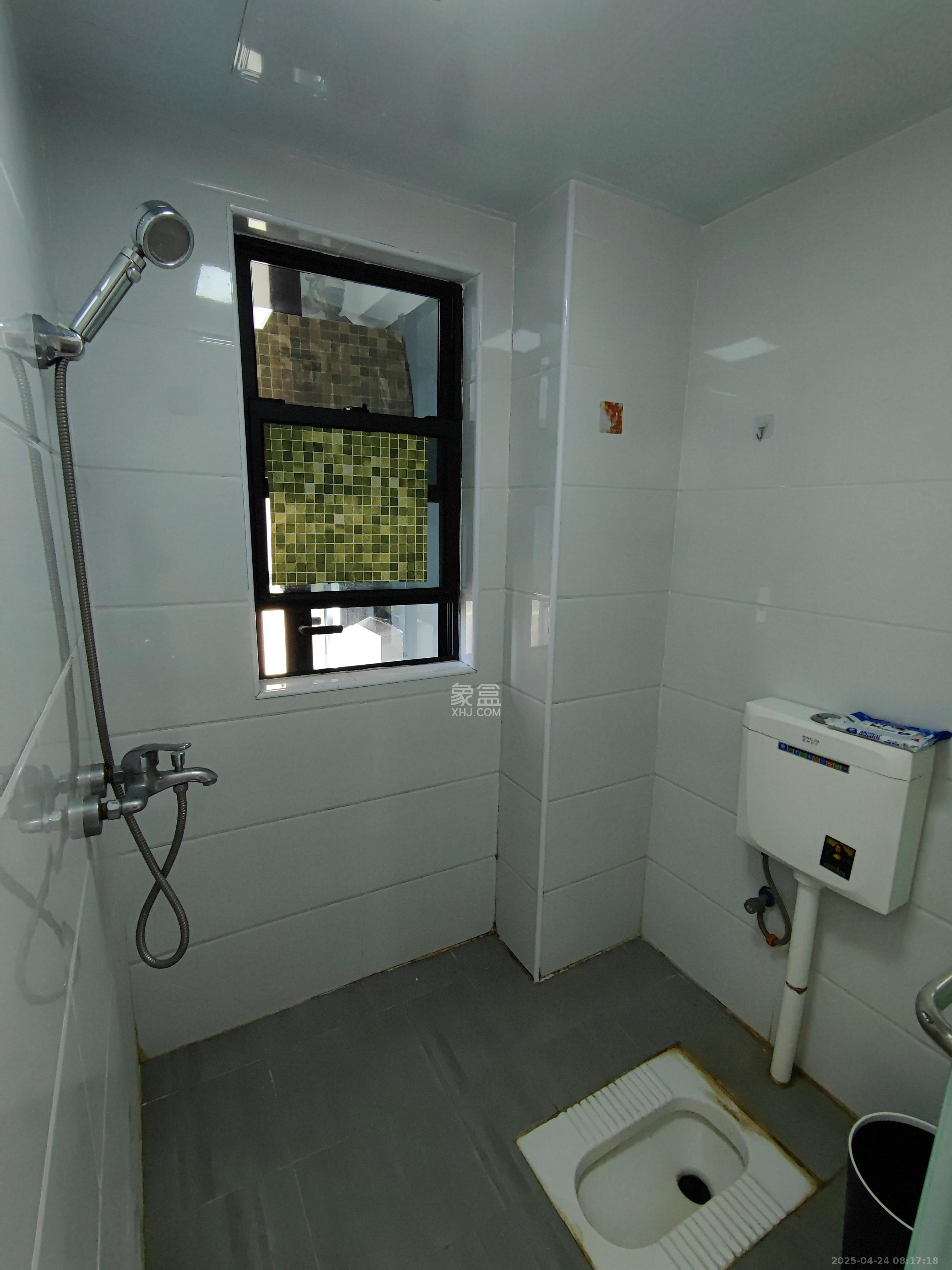 中建梅溪湖中心  3室2厅2卫   3300.00元/月室内图