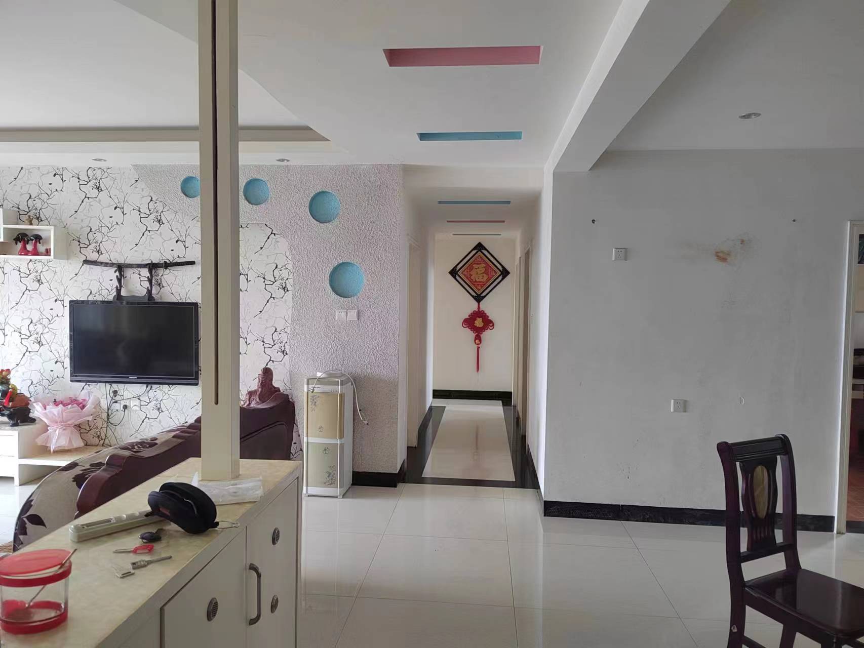 星海名都  4室2厅2卫    2500.0元/月室内图