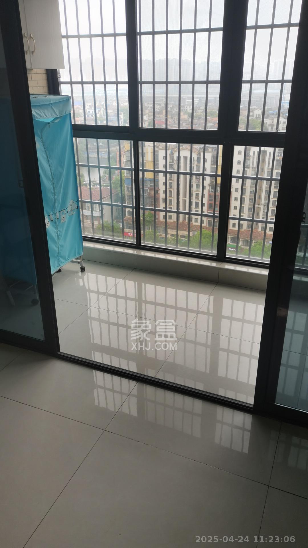 深业喜汇  3室2厅2卫   2300.00元/月室内图