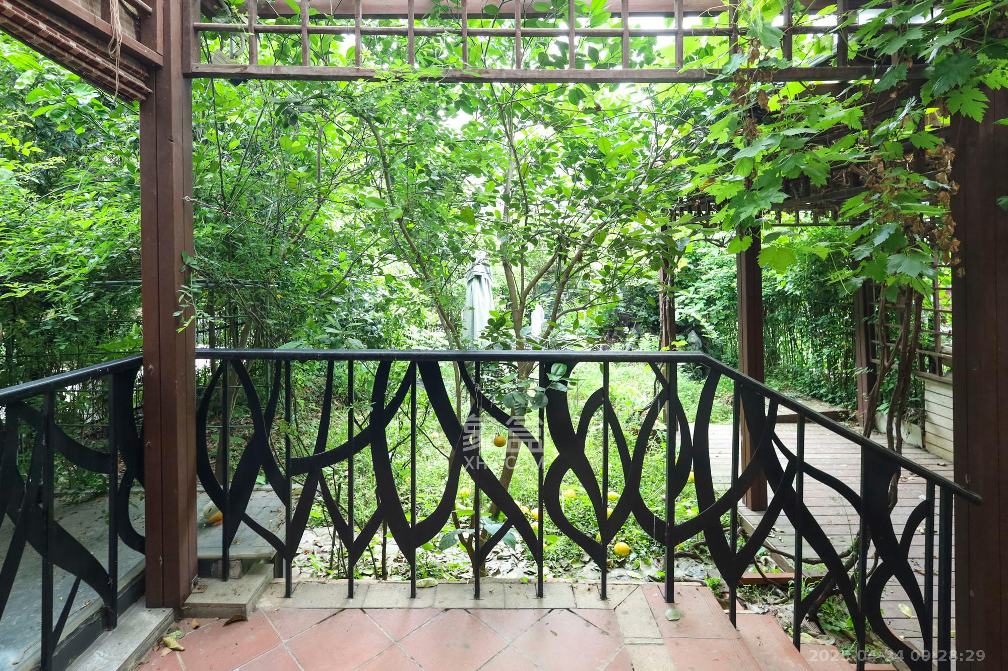 万业巴厘岛 1室0厅0卫 450.0万 万业巴厘岛 1室0厅0卫 450.0万其他