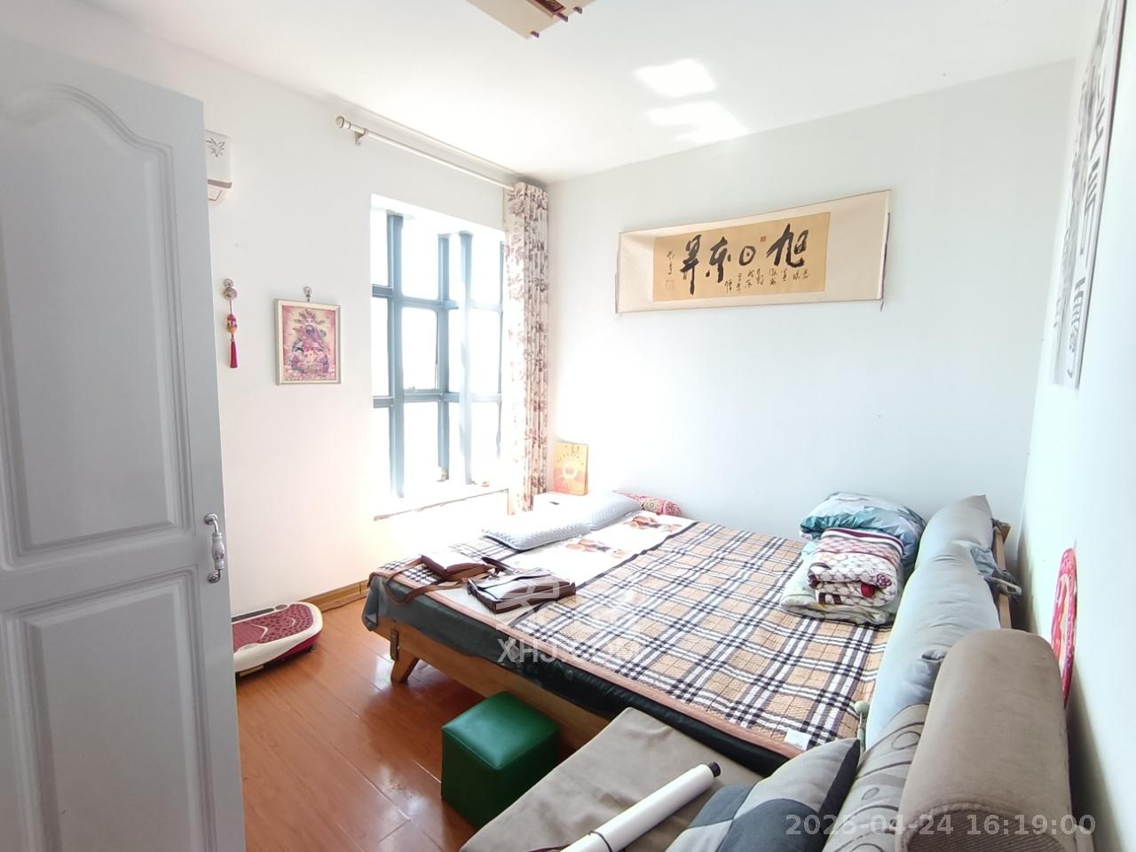 湘府9号  2室1厅1卫   1800.00元/月室内图
