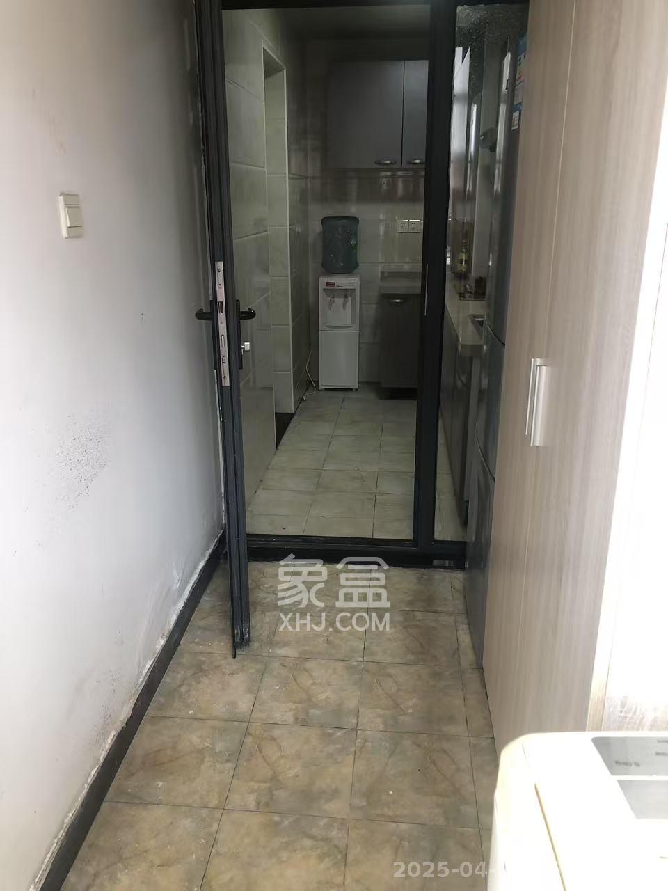 阳光锦城  2室1厅1卫   2200.00元/月室内图
