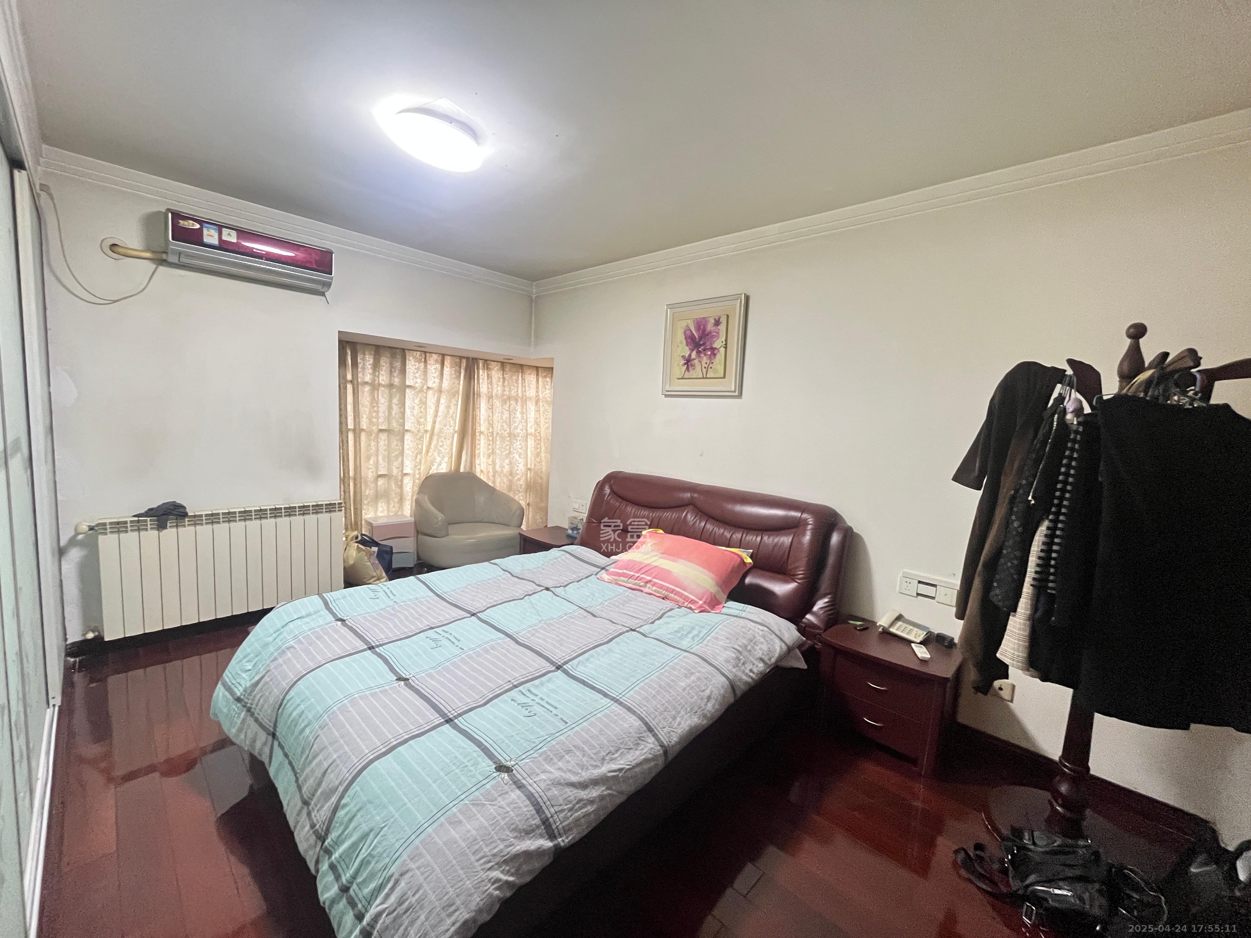 美林银谷 3室2厅2卫 2900.0元/月 美林银谷 3室2厅2卫 2900.0元/月室内图