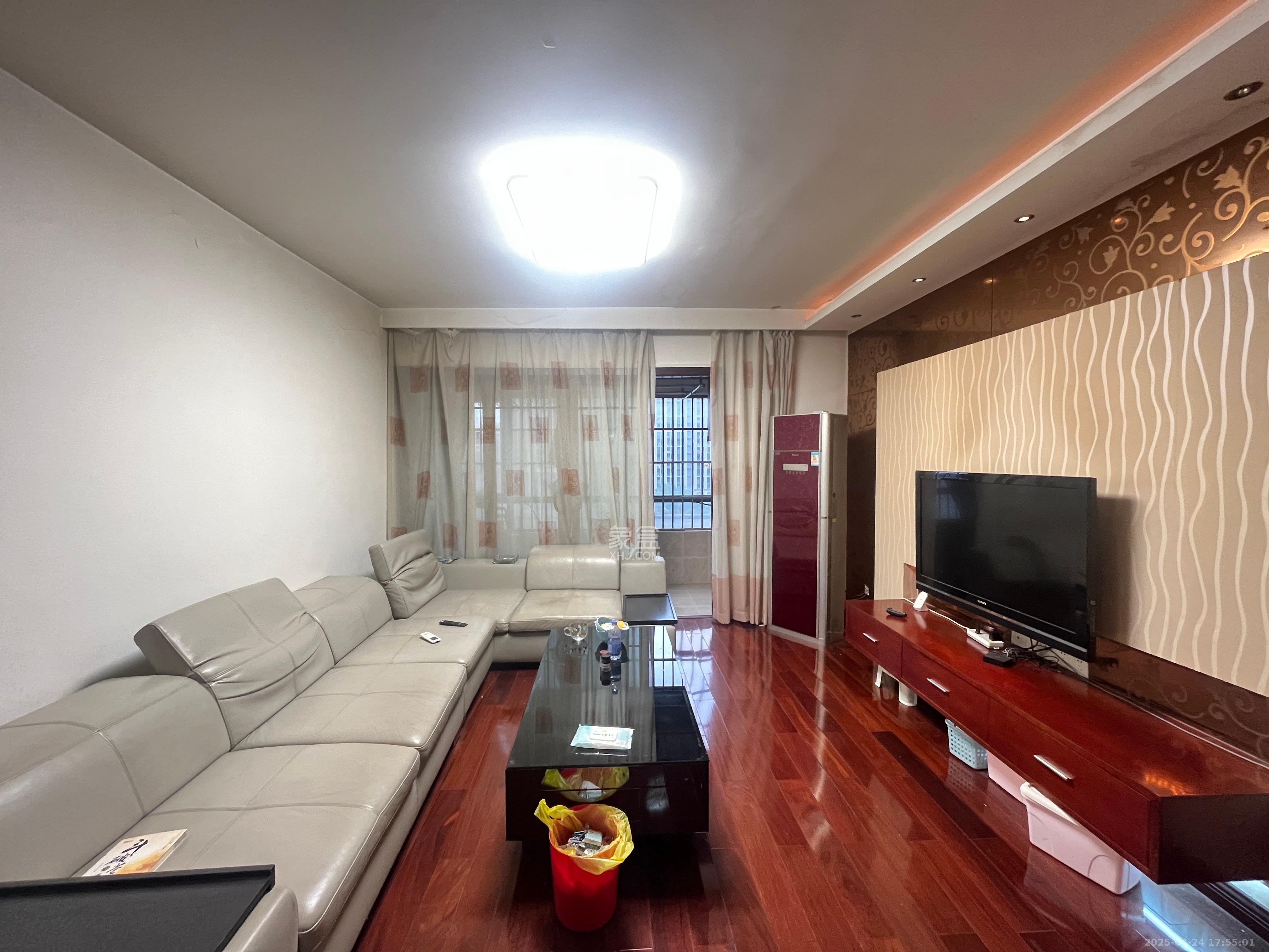 美林银谷 3室2厅2卫 2900.0元/月 美林银谷 3室2厅2卫 2900.0元/月室内图