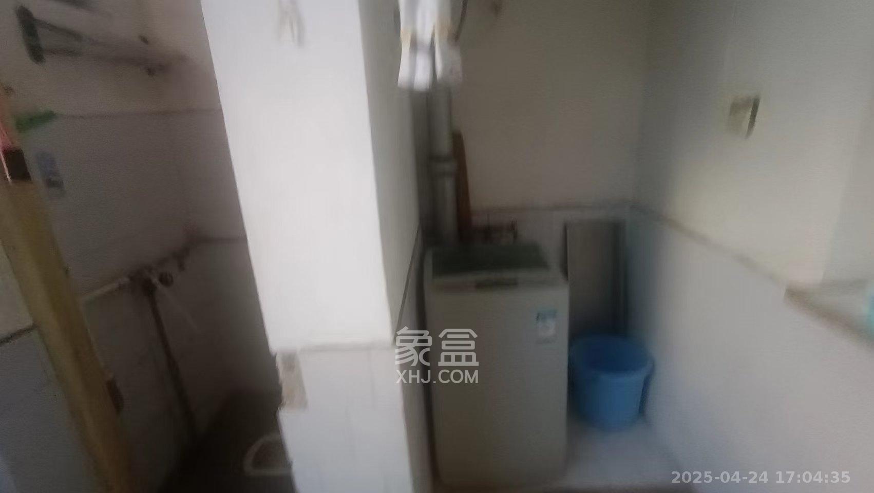 水泵厂宿舍  1室0厅1卫   700.00元/月室内图