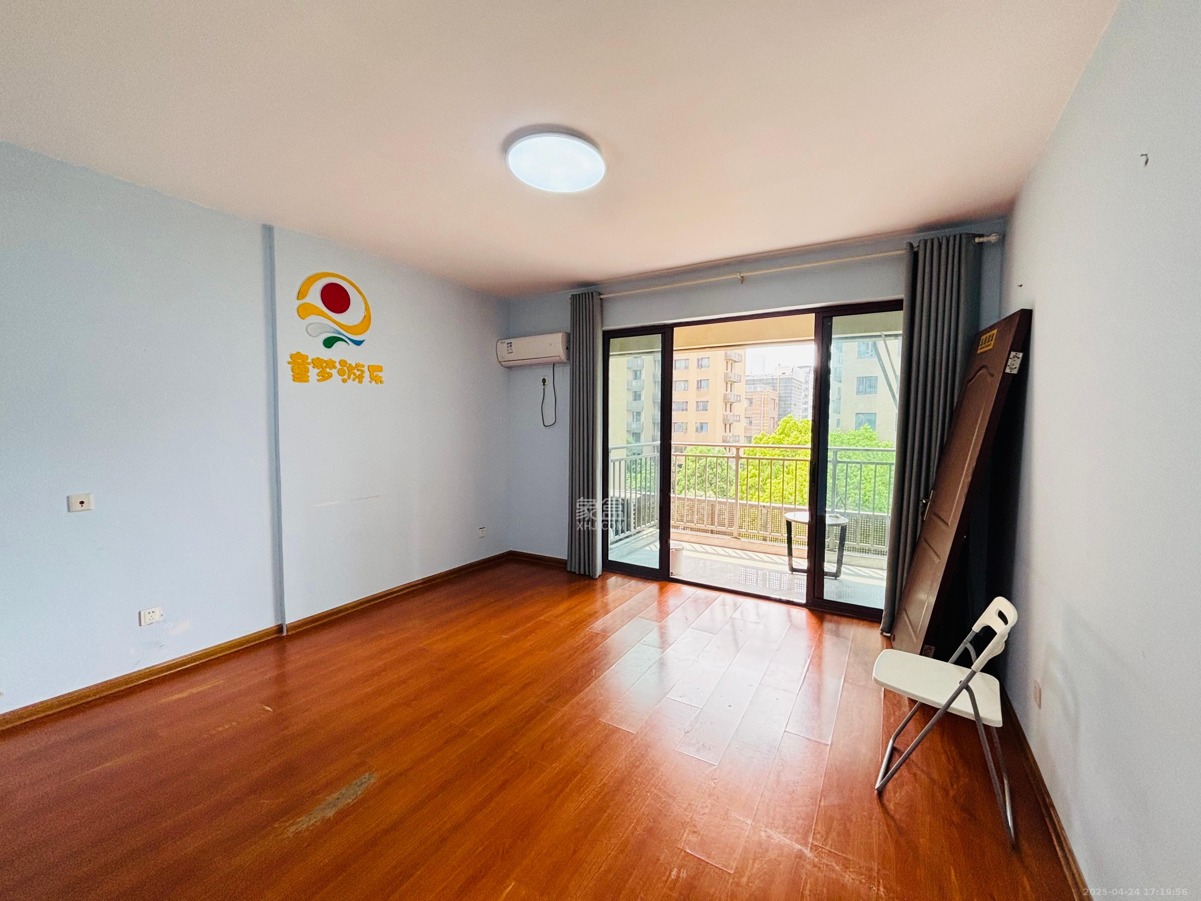 中惠锦堂 3室2厅1卫 3800.0元/月 中惠锦堂 3室2厅1卫 3800.0元/月室内图