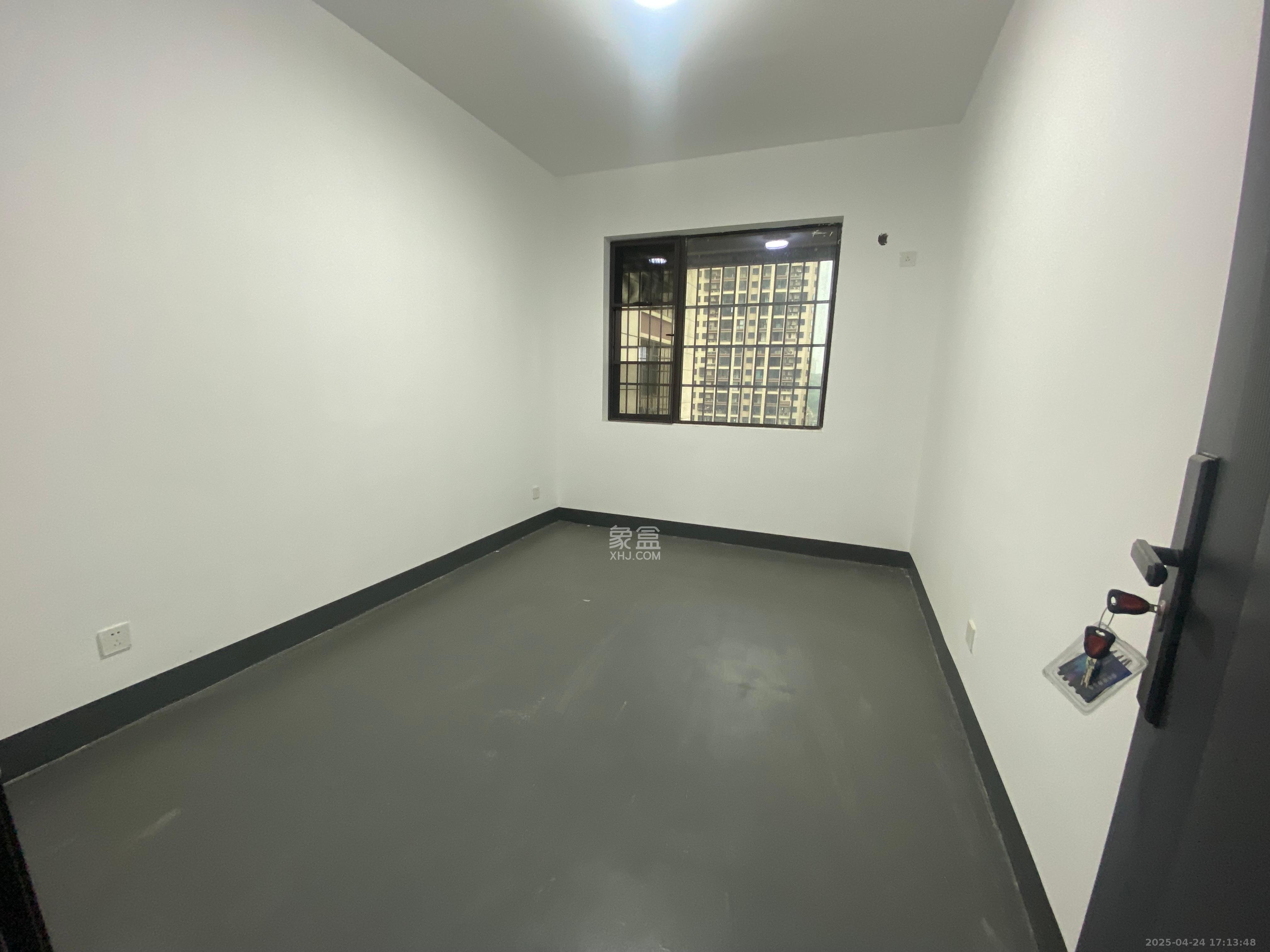 长房明宸府  4室2厅2卫   3200.00元/月室内图