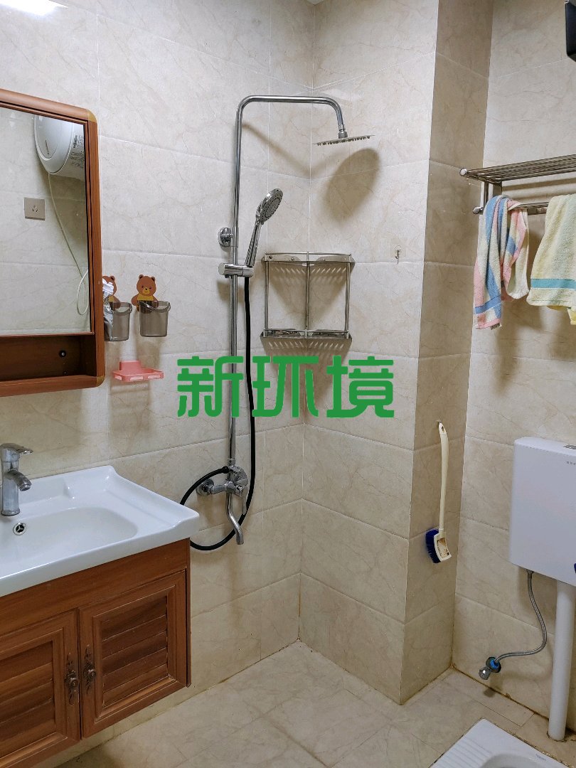 天门鑫都  1室1厅1卫   26.80万客厅