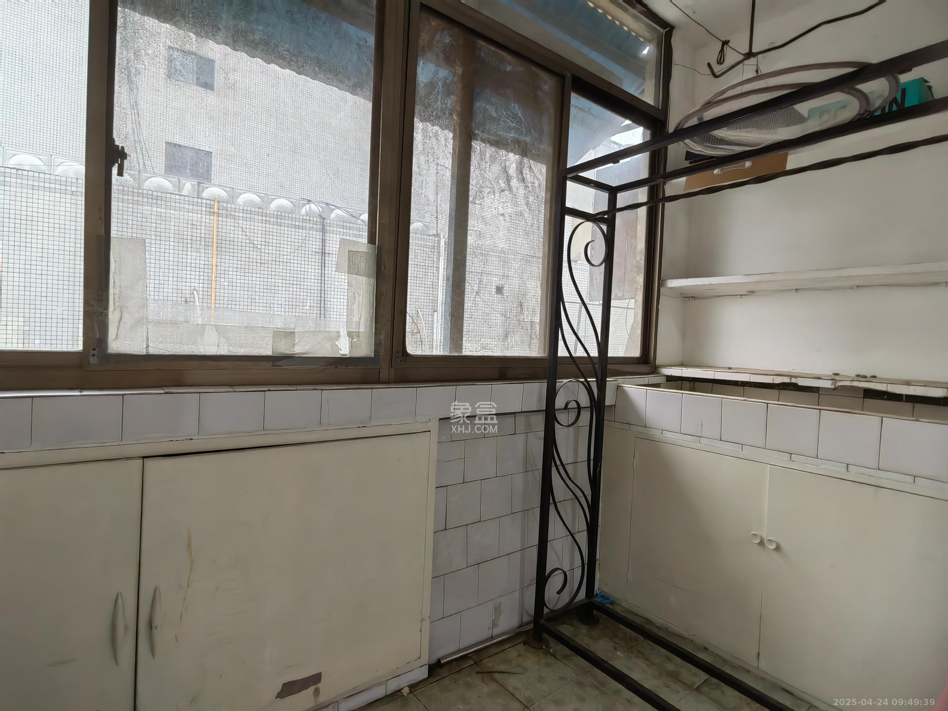 湘运新村 2室1厅1卫 1400.0元/月 湘运新村 2室1厅1卫 1400.0元/月室内图