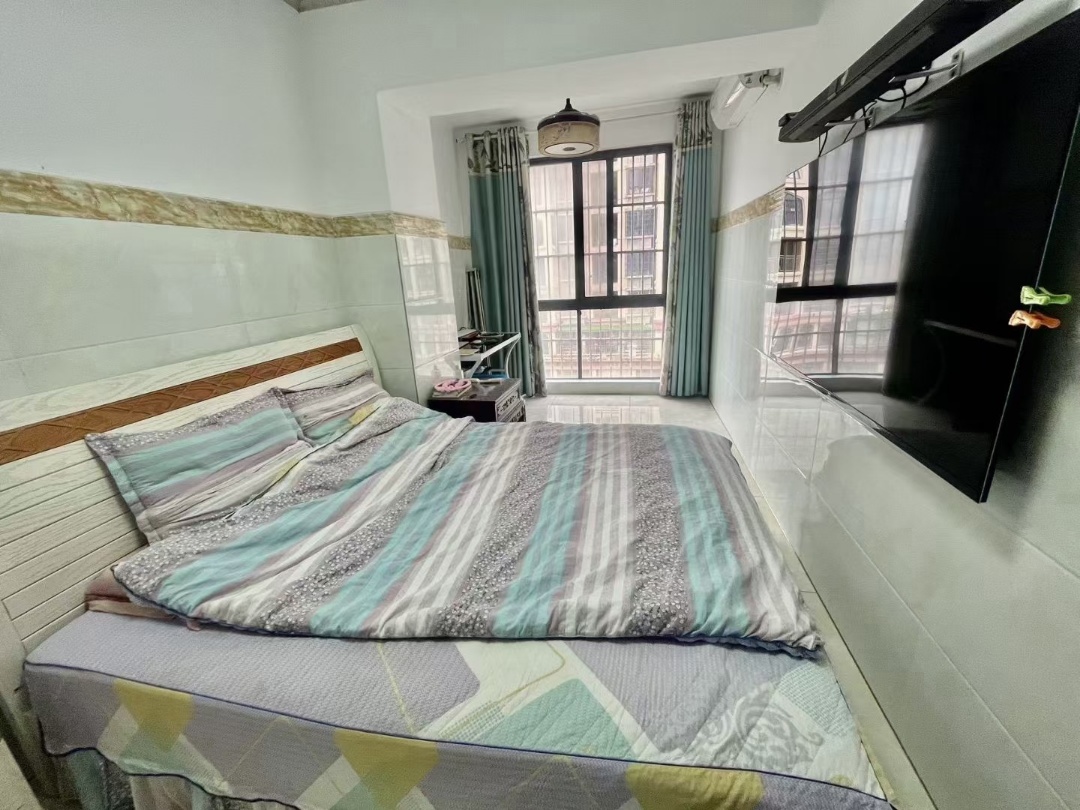 滨江花城  2室1厅1卫    69.0万 滨江花城  2室1厅1卫    69.0万室内图