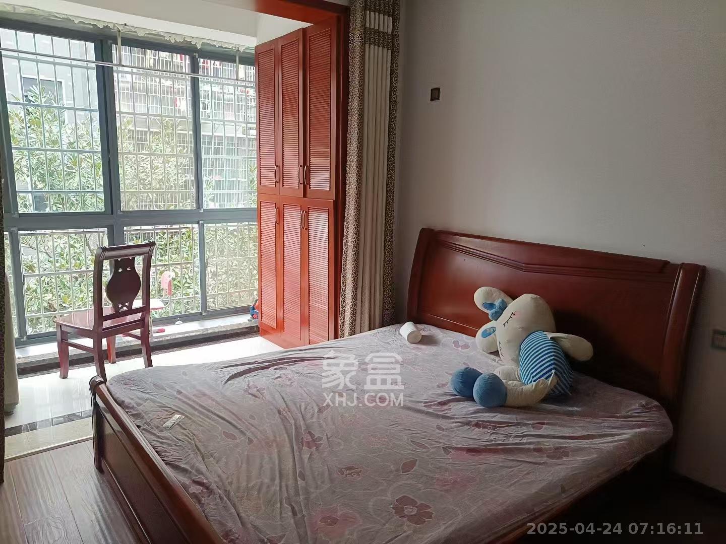 黄鹤小区3片 3室2厅2卫 2300.0元/月 黄鹤小区3片 3室2厅2卫 2300.0元/月室内图