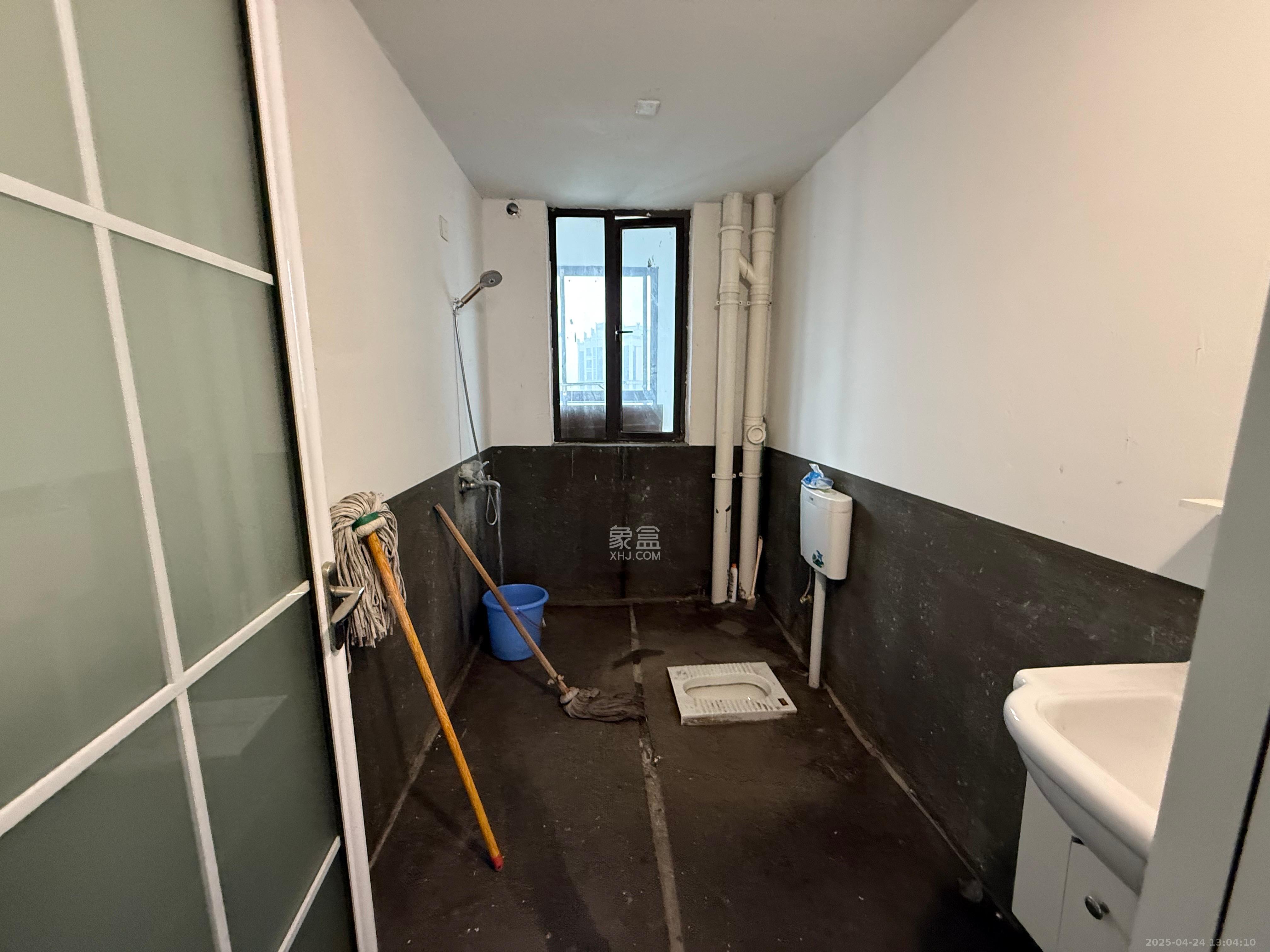 长燃新奥佳园 3室2厅2卫 1600.0元/月 长燃新奥佳园 3室2厅2卫 1600.0元/月室内图