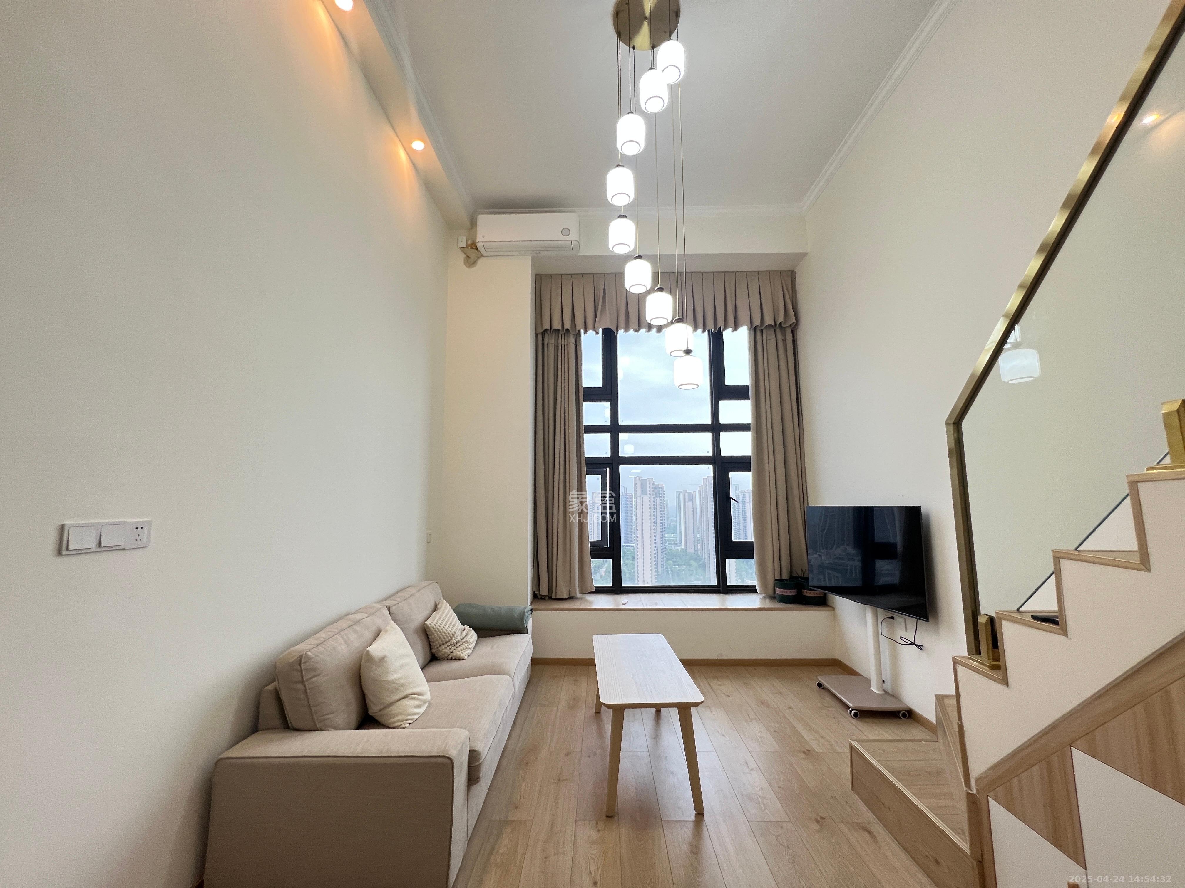 明昇壹城(明昇时代广场)三期 1室1厅1卫 2200.0元/月 明昇壹城(明昇时代广场)三期 1室1厅1卫 2200.0元/月室内图