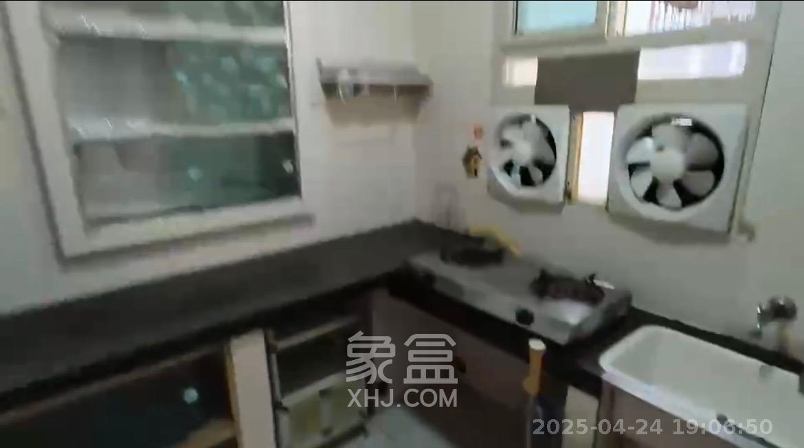 向韶村  1室1厅1卫   2000.00元/月室内图