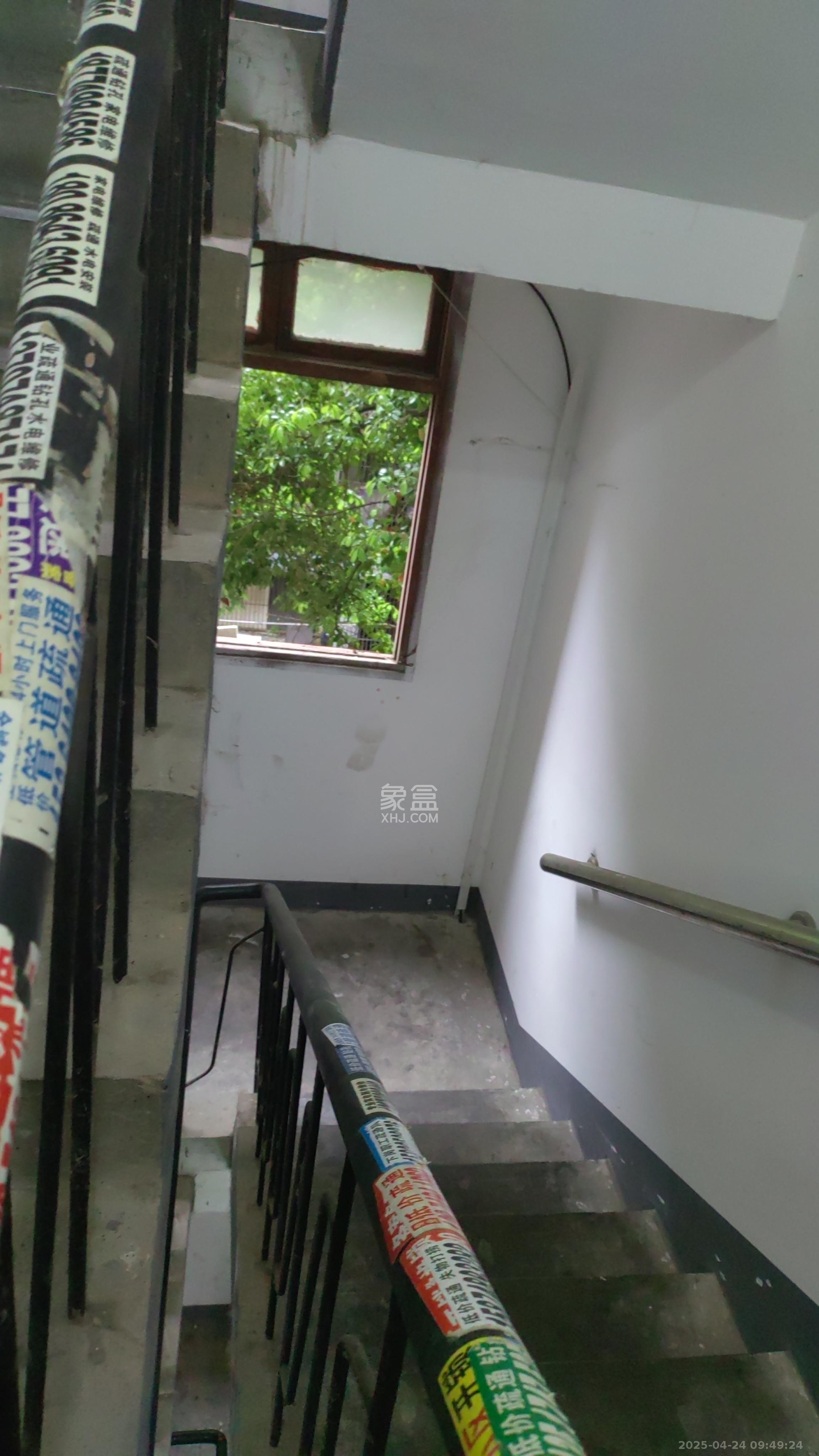 湘运新村 2室1厅1卫 1400.0元/月 湘运新村 2室1厅1卫 1400.0元/月室内图