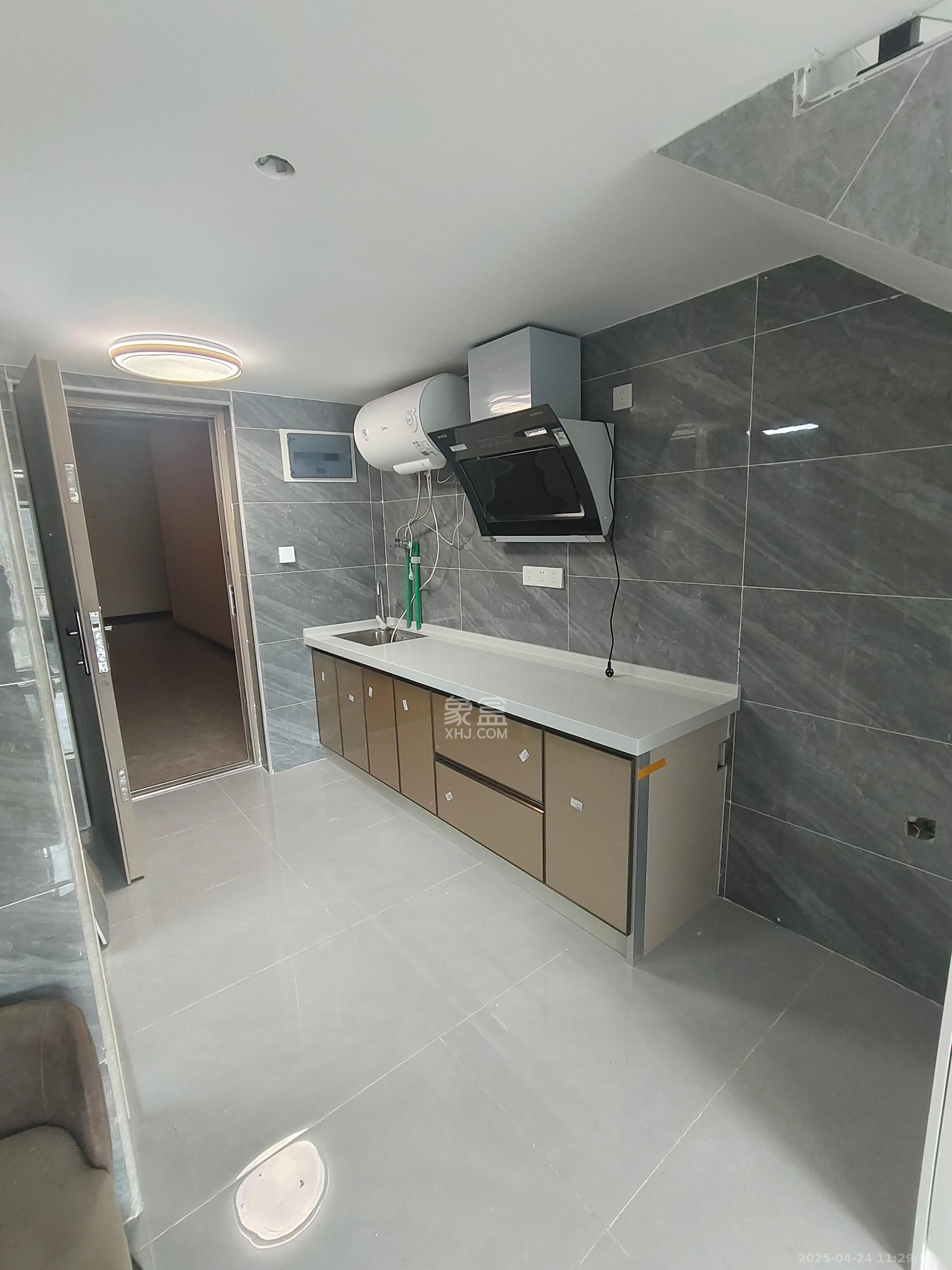 金地铂悦 1室1厅1卫 1700.0元/月 金地铂悦 1室1厅1卫 1700.0元/月室内图