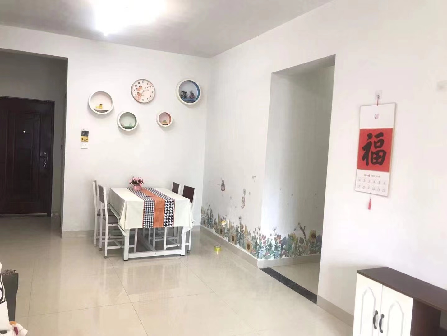 滨海新城一区（B-06地块）  3室2厅2卫   2800.00元/月室内图